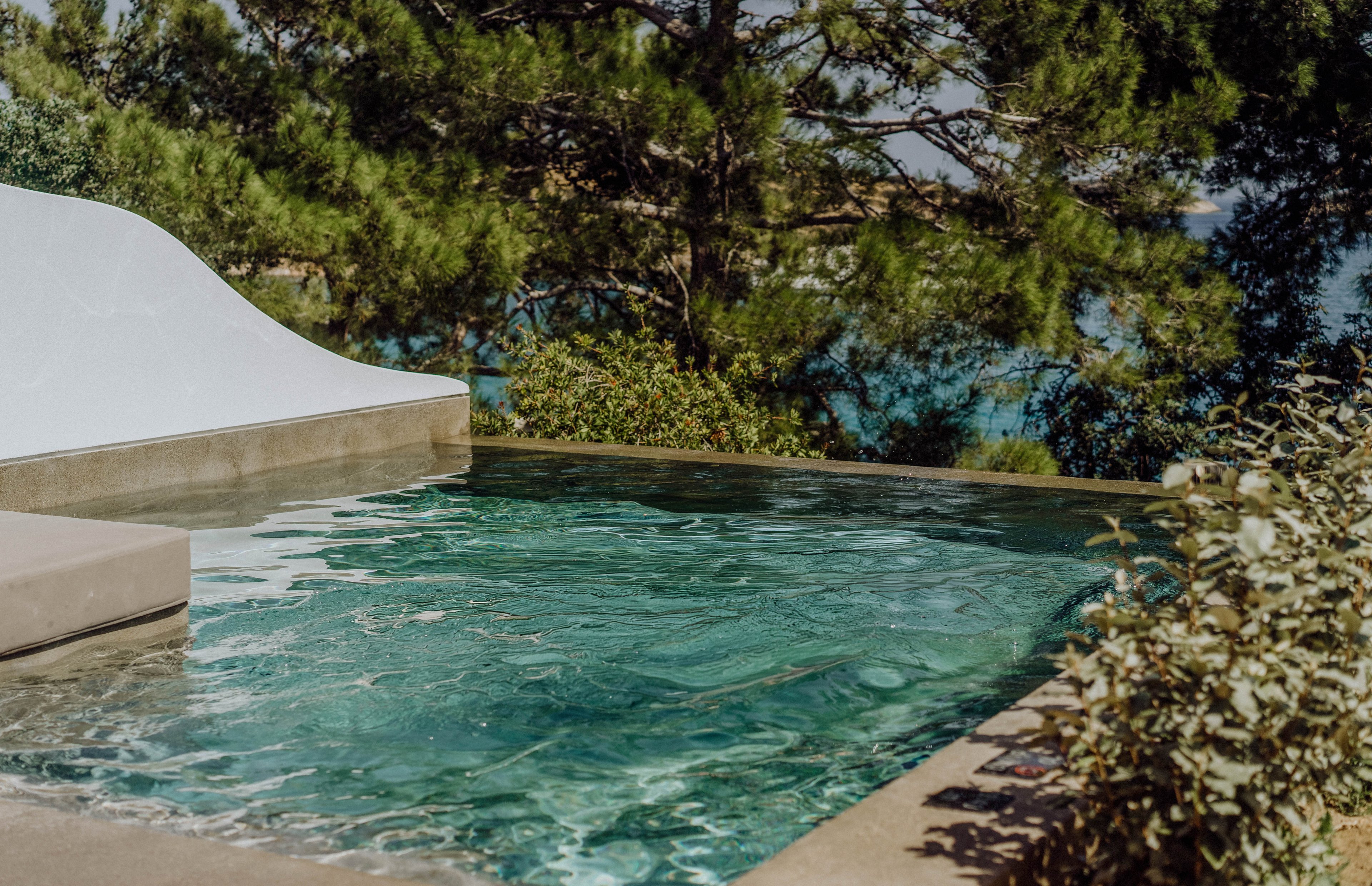Minos Beach Art Hotel