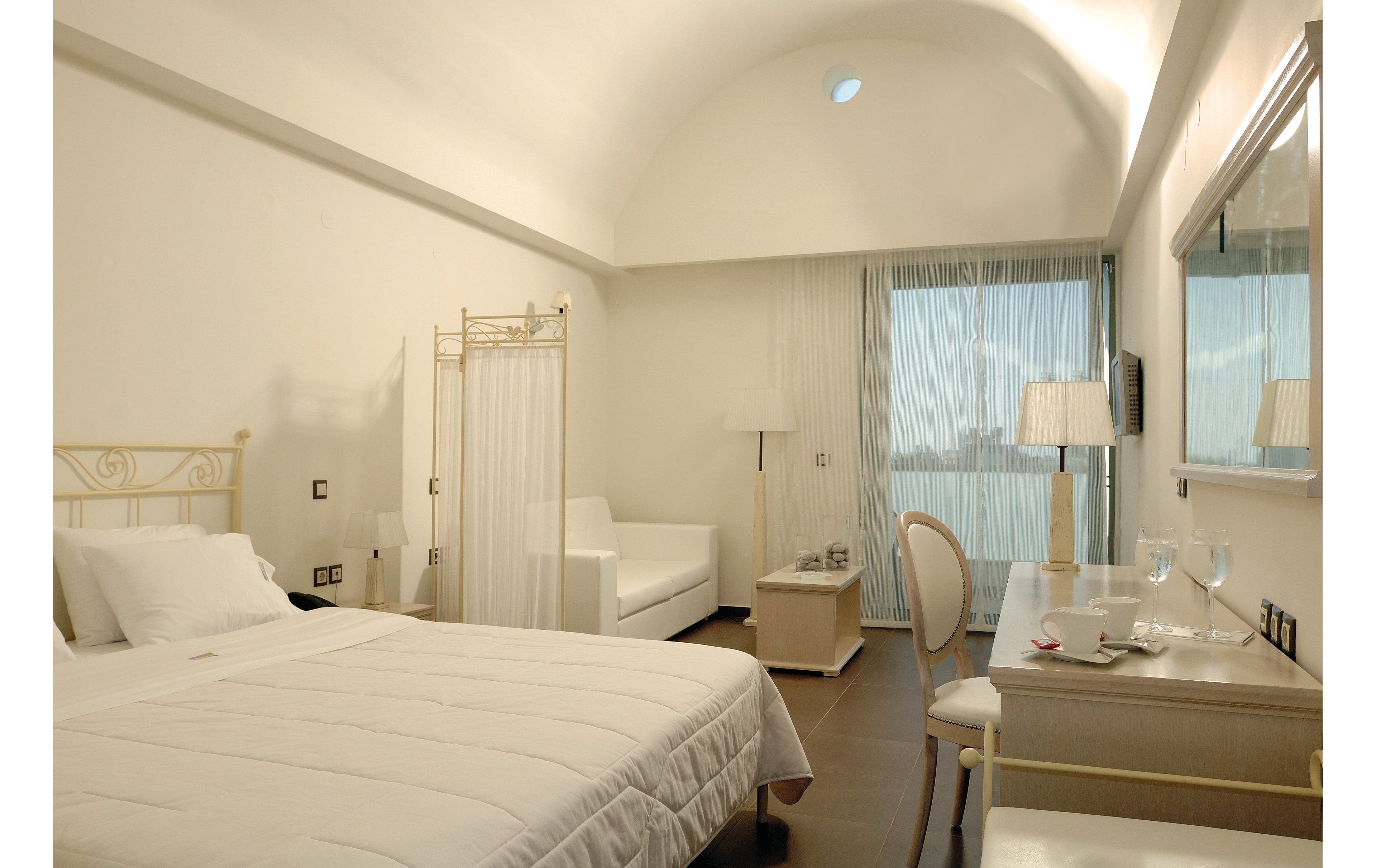 Angela Suites Boutique Hotel