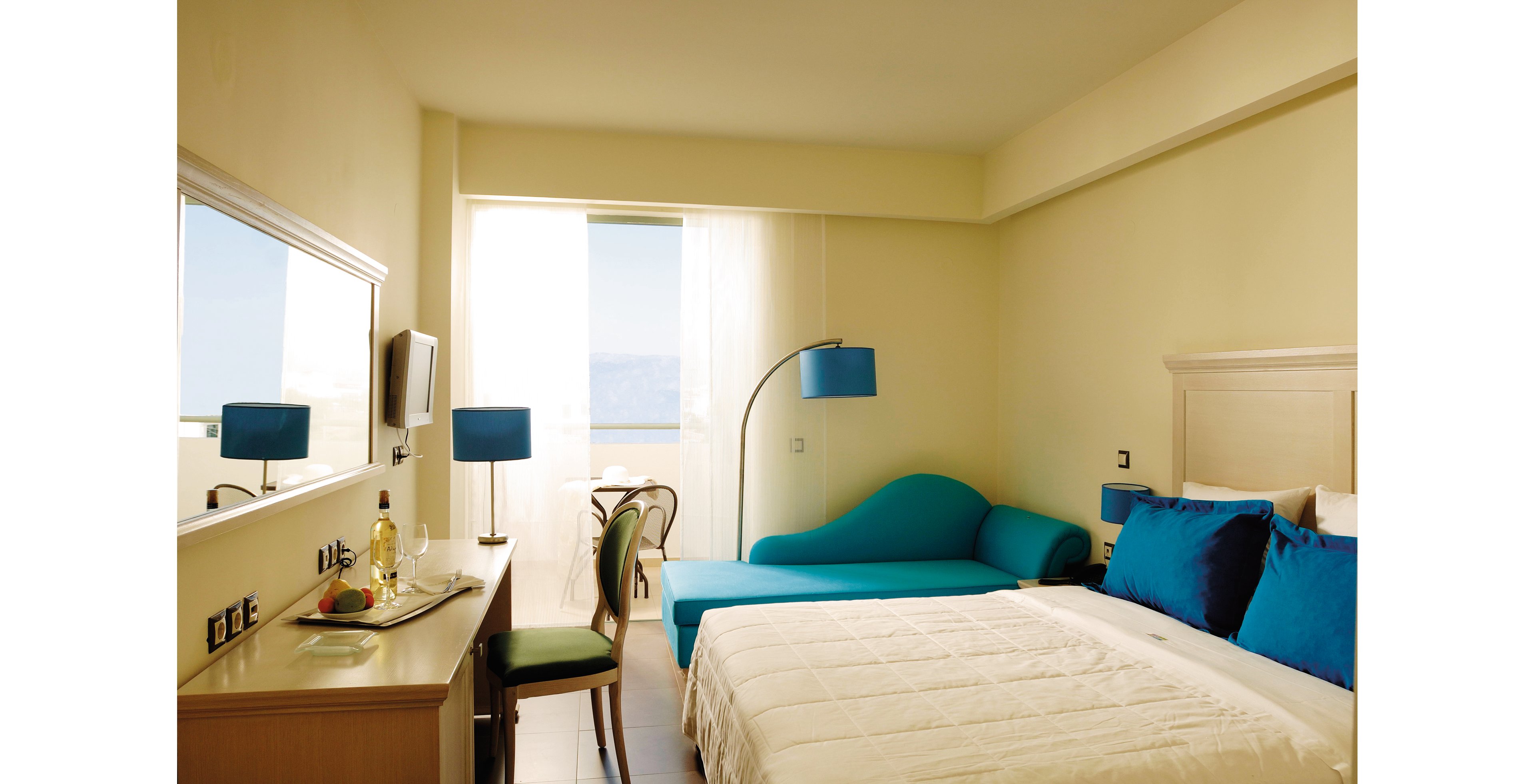 Angela Suites Boutique Hotel