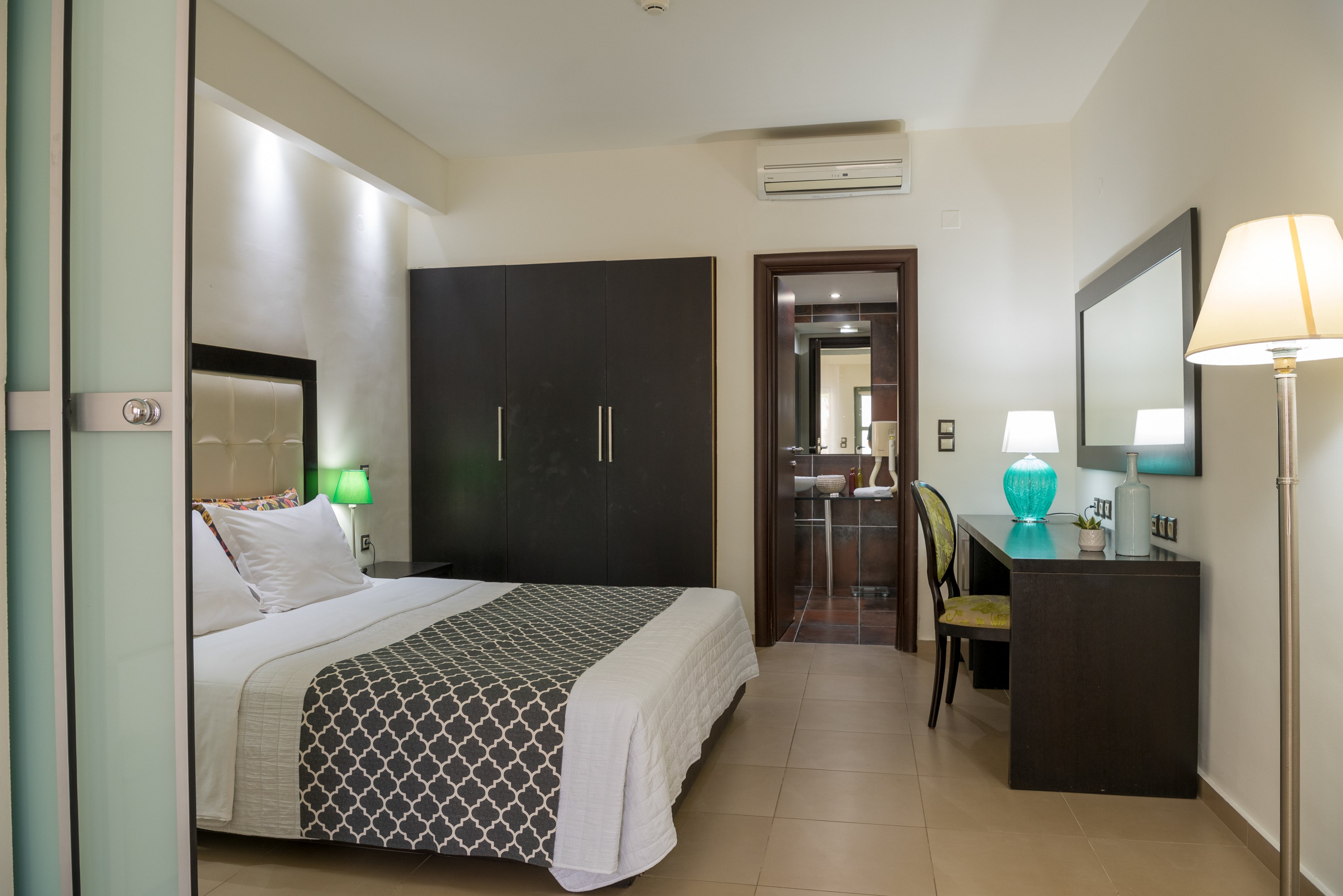 Angela Suites Boutique Hotel