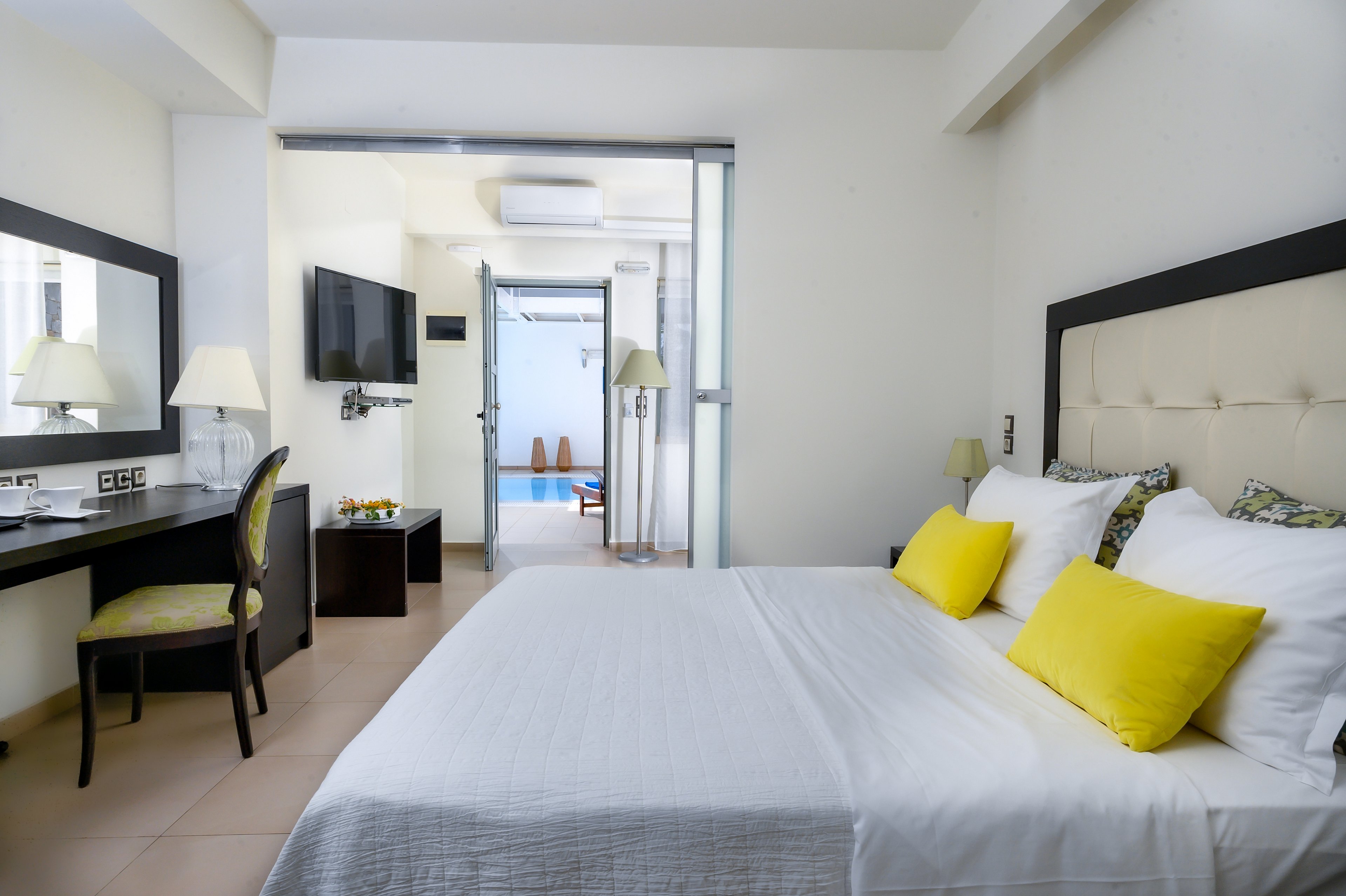 Angela Suites Boutique Hotel