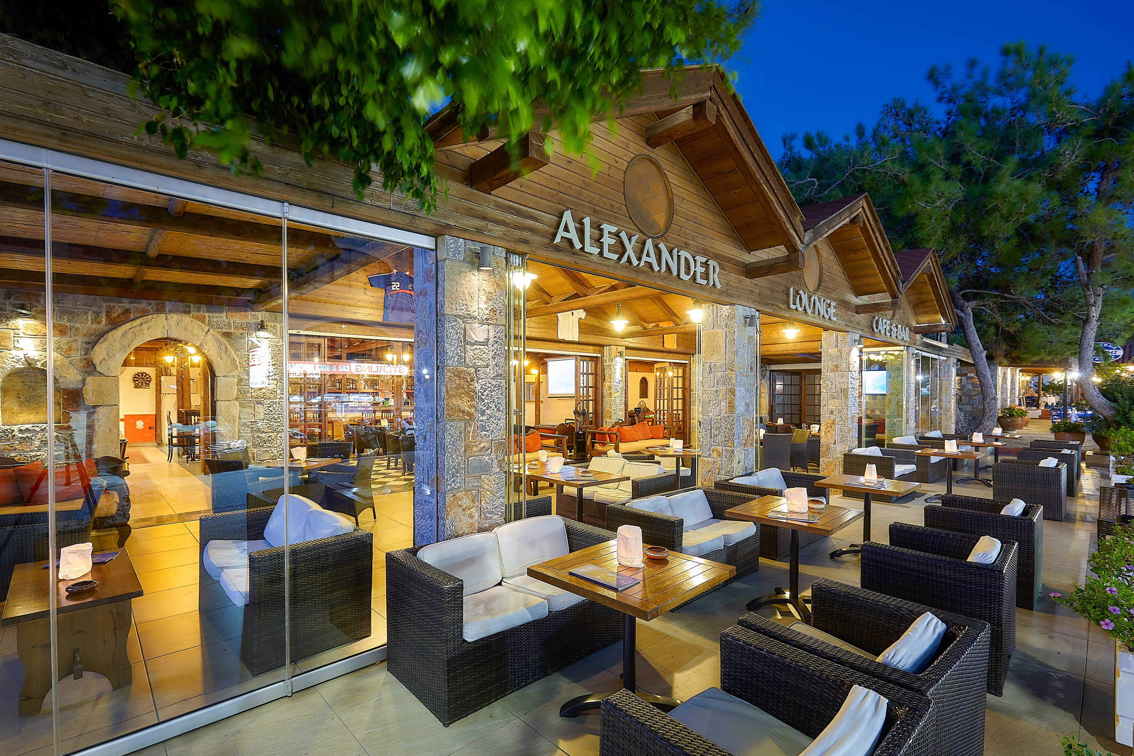Alexander Beach Hotel & Village Resort