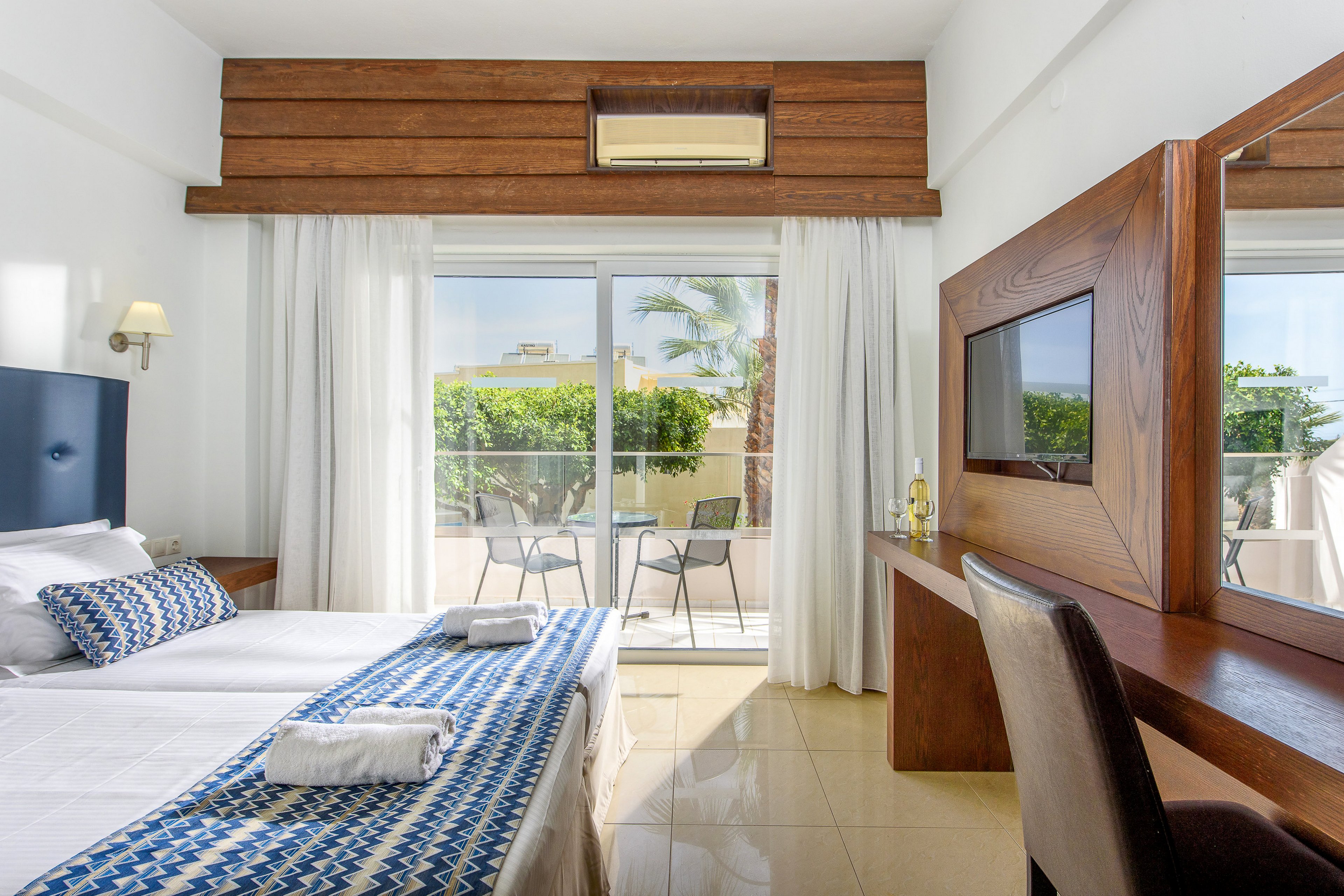 Katrin Hotel and Bungalows