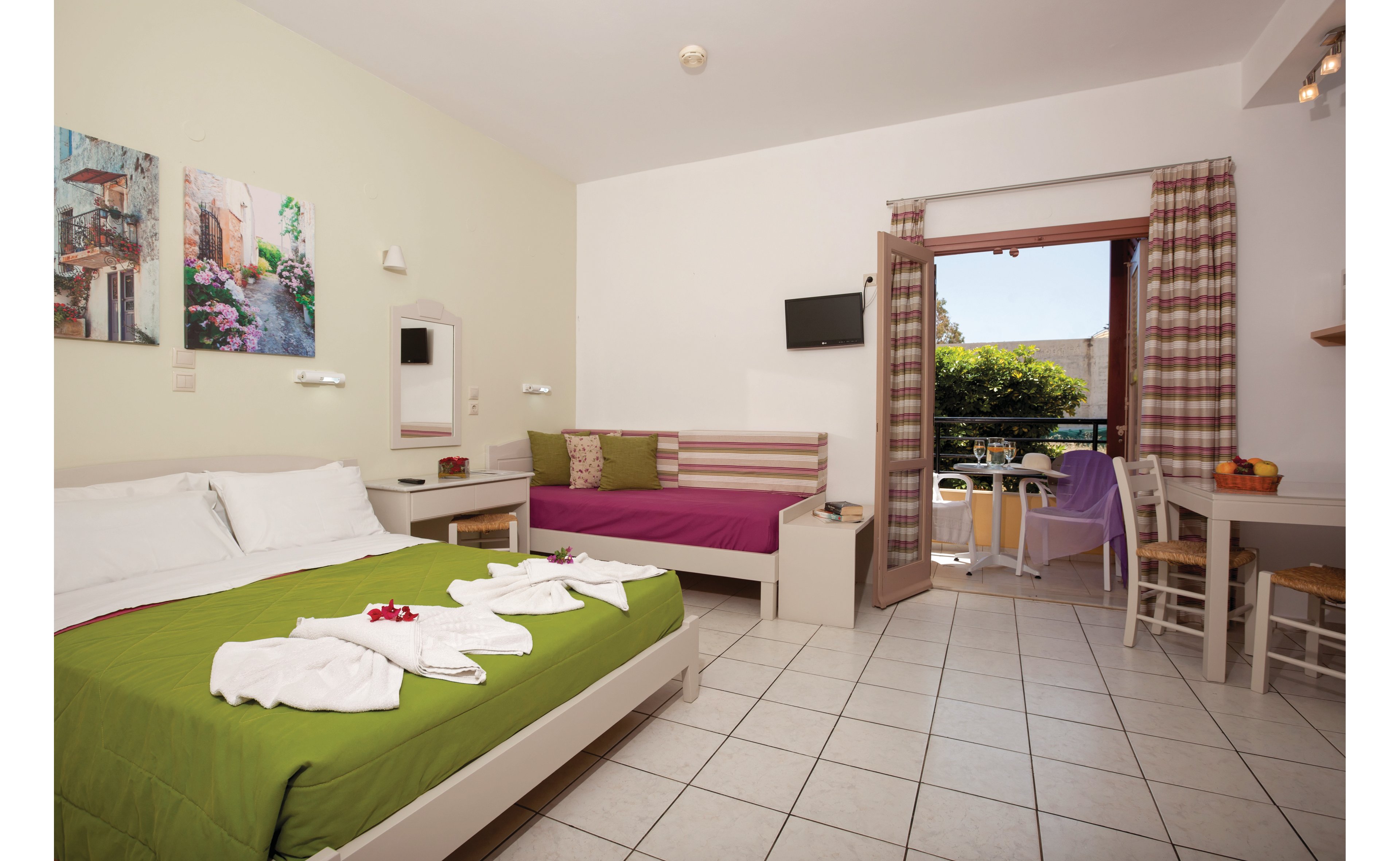 Latania Studios and Apartments