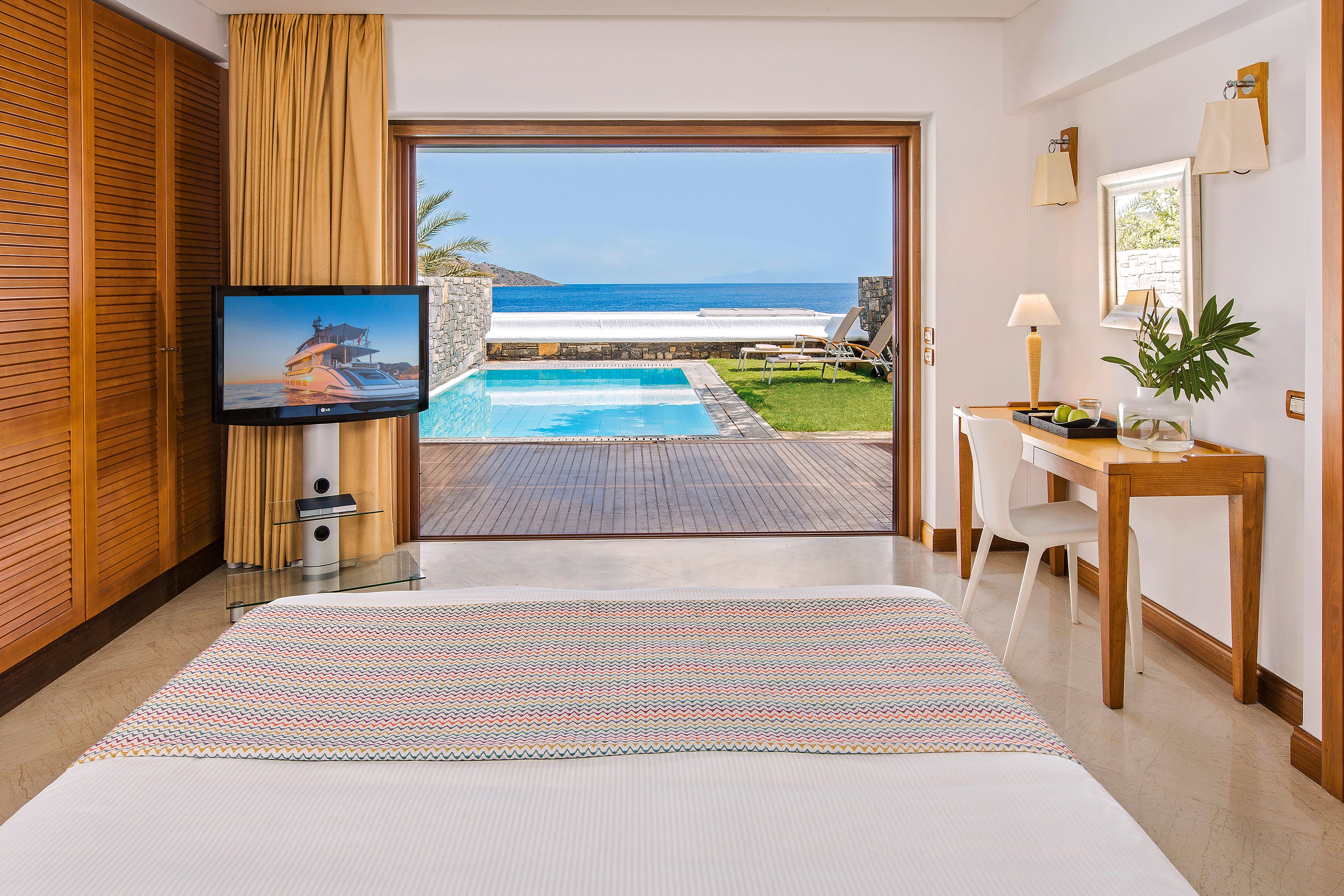 Elounda Beach Hotel & Villas