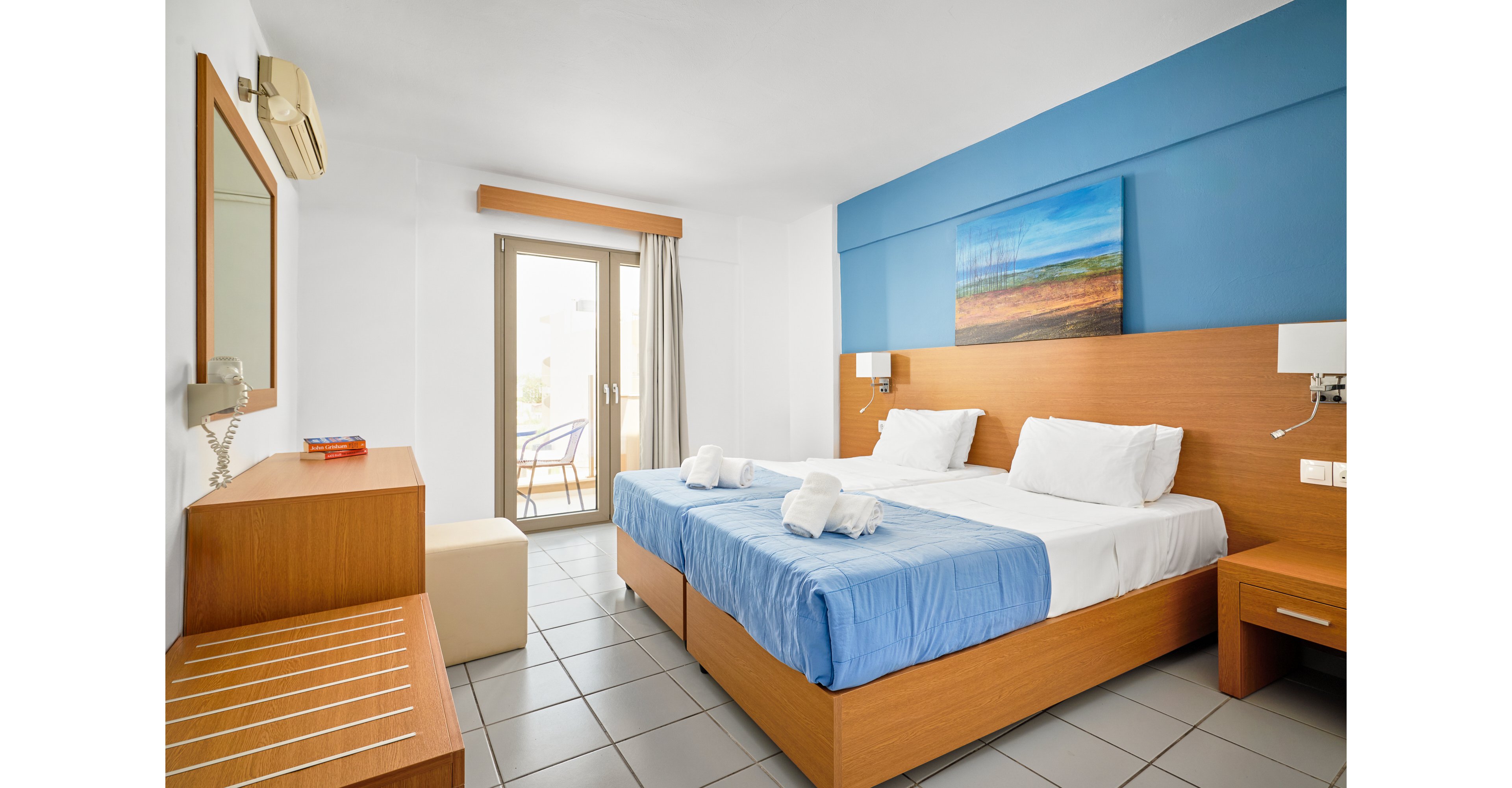 Acropolis Apartments