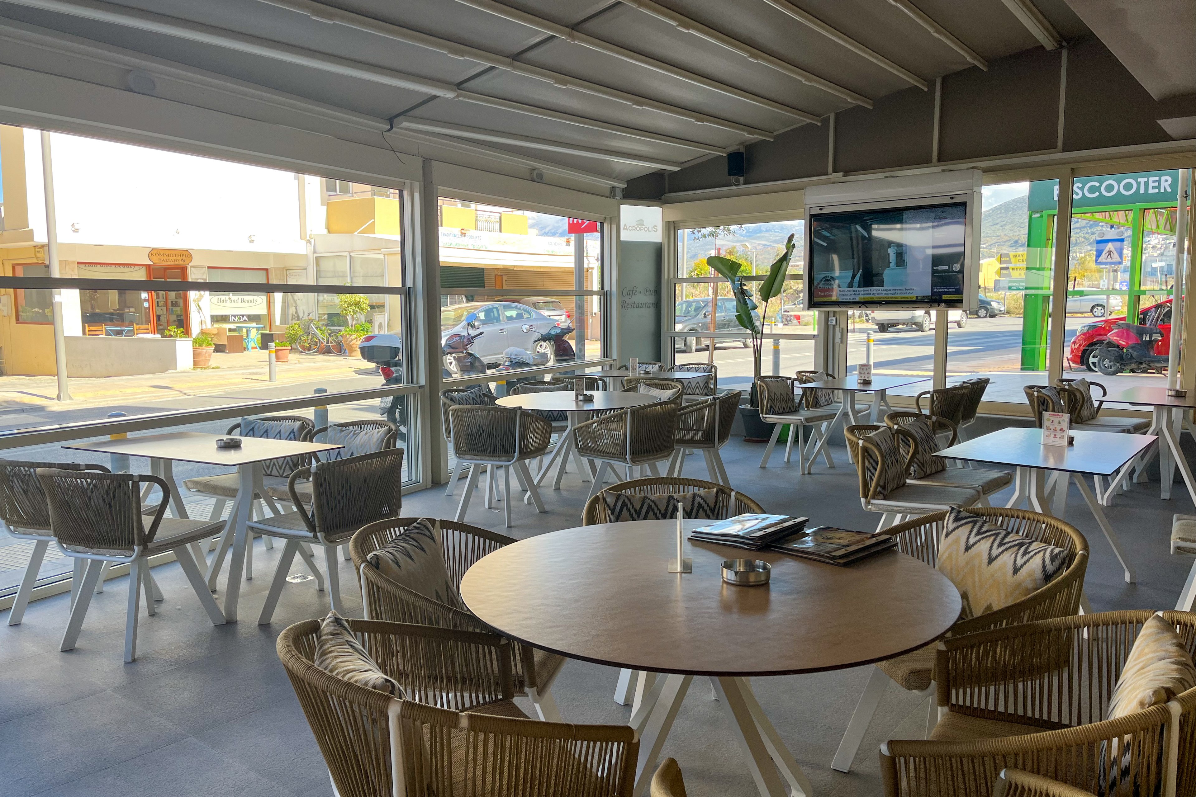 Acropolis Apartments