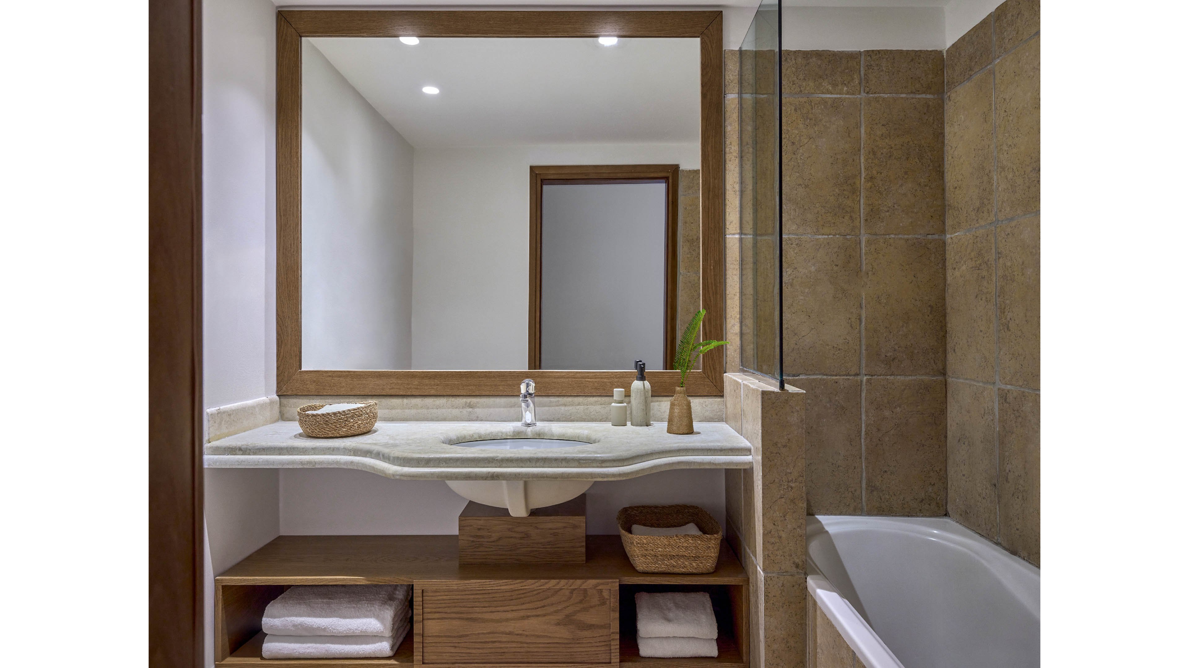 Grecotel Plaza Beach House