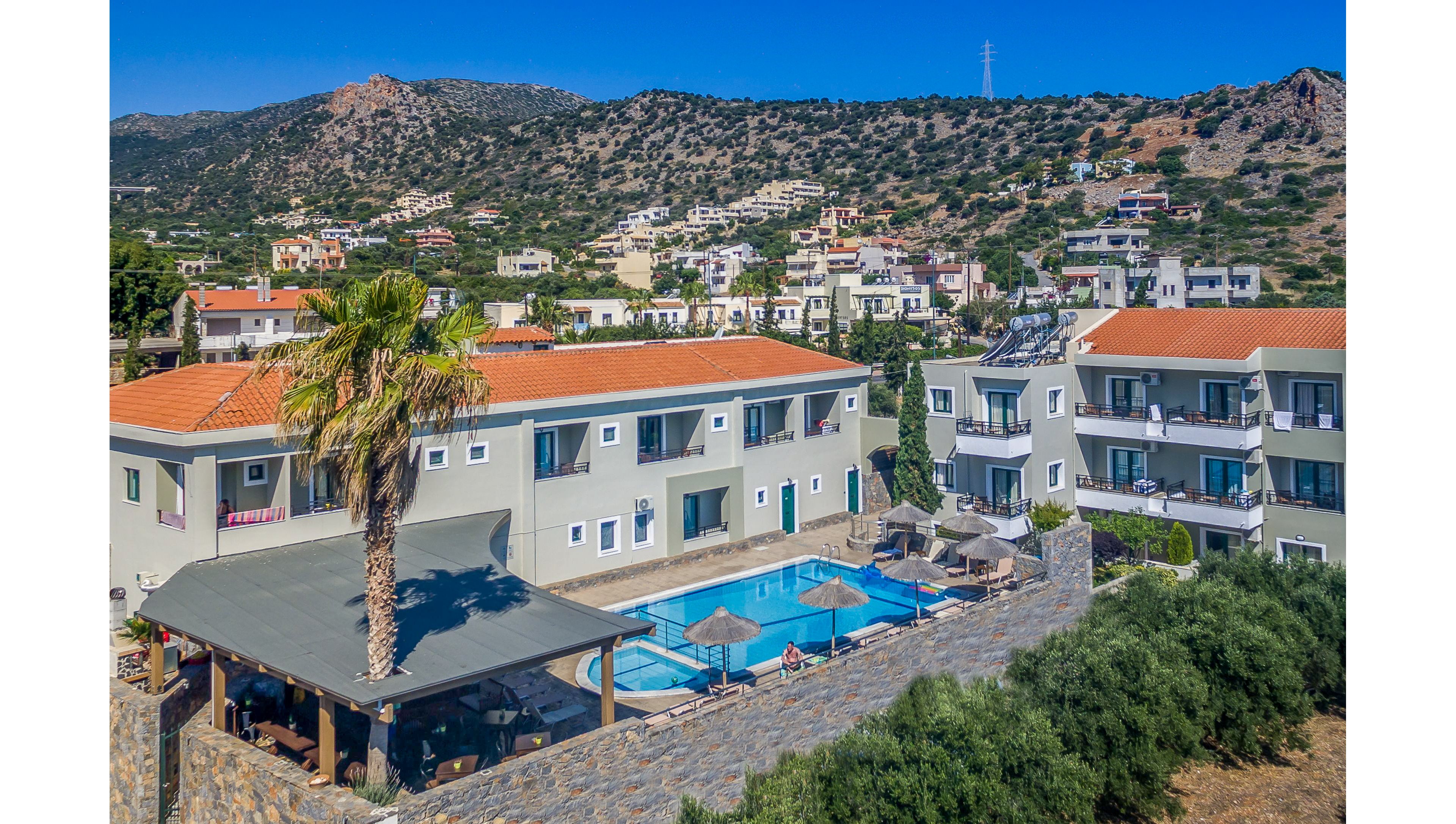 Dias Hotel & Apartments