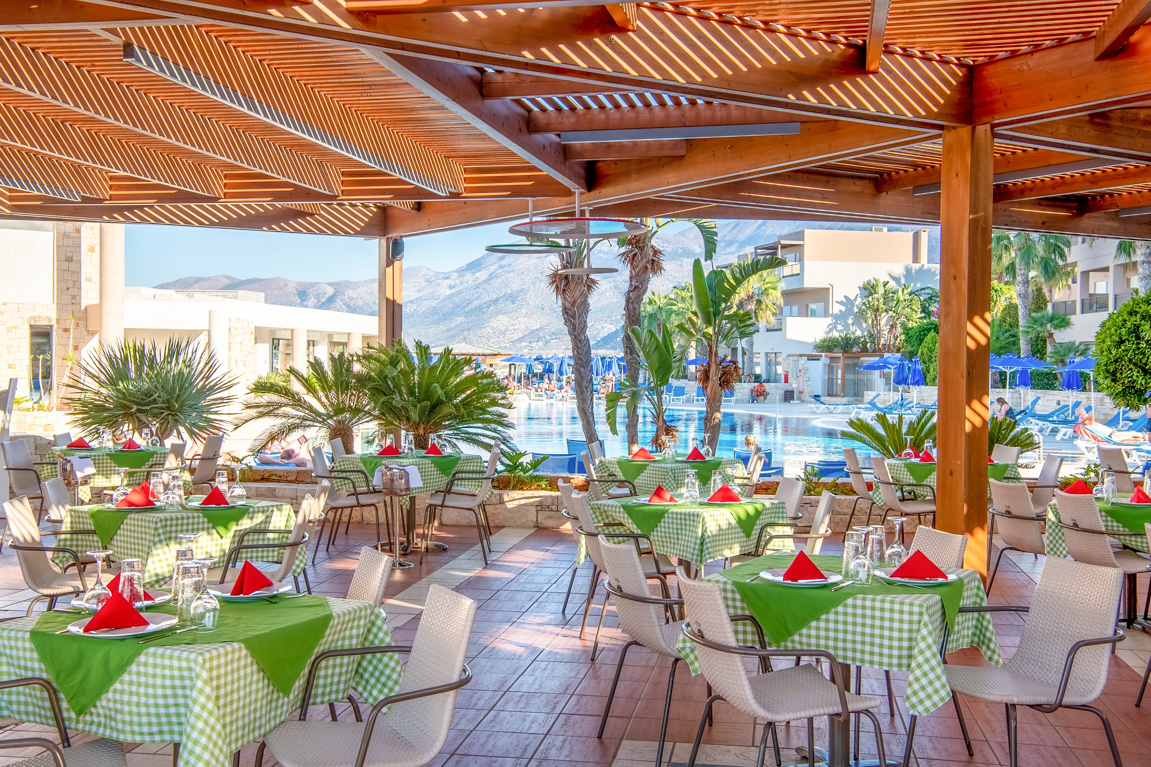 Grand Hotel Holiday Resort