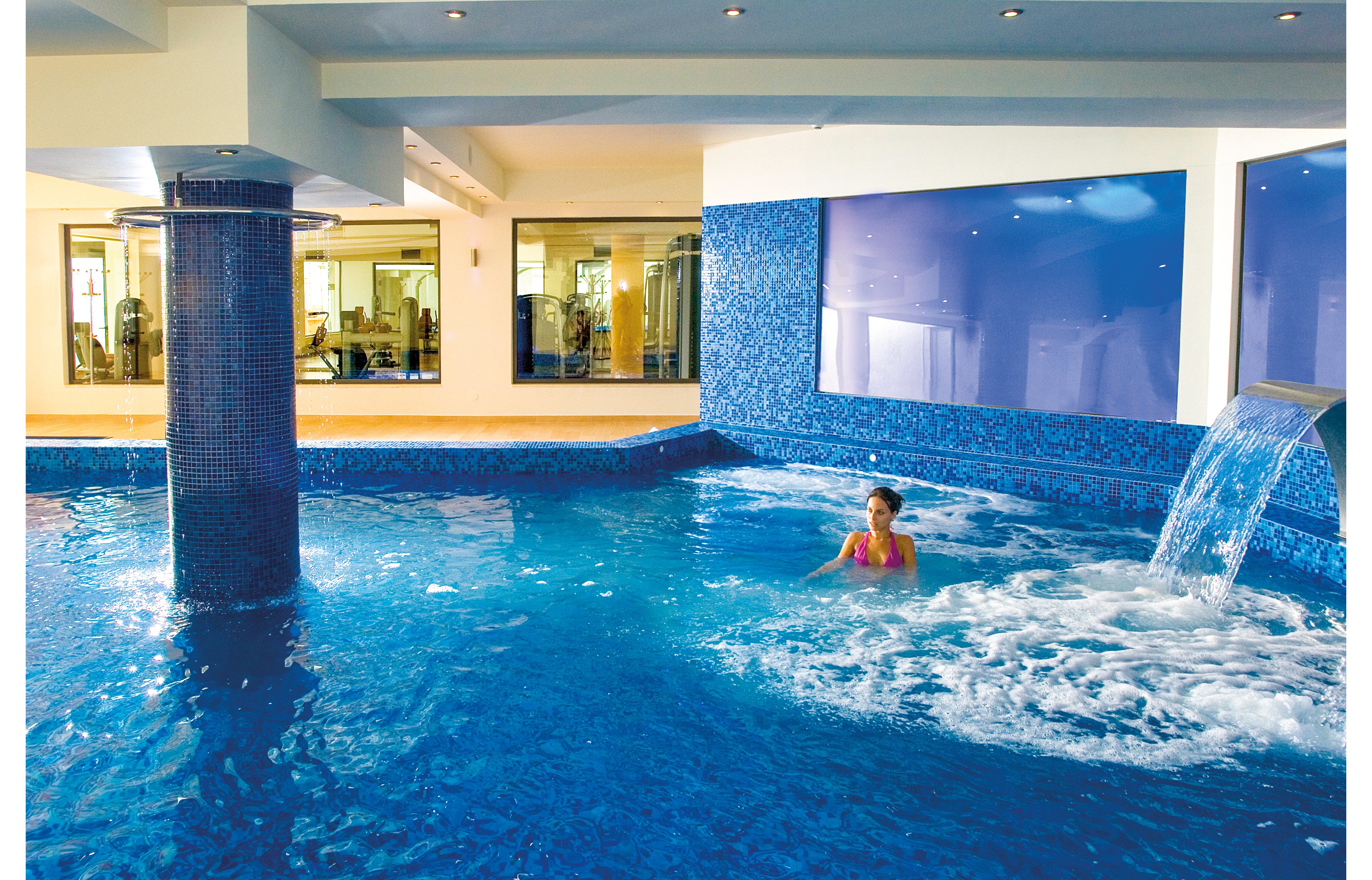 Grand Hotel Holiday Resort