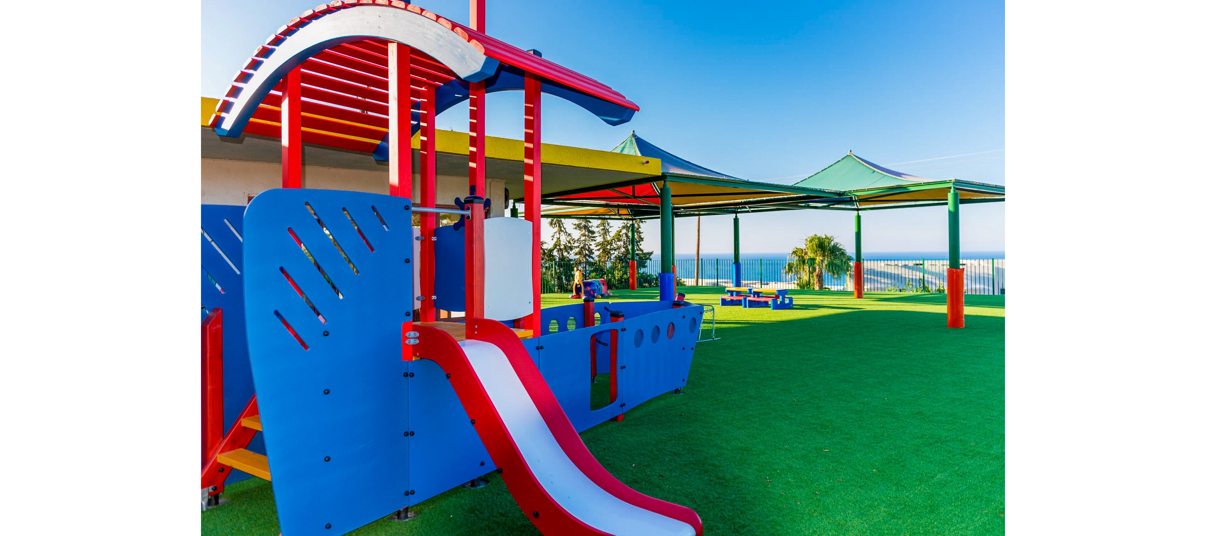 Grand Hotel Holiday Resort