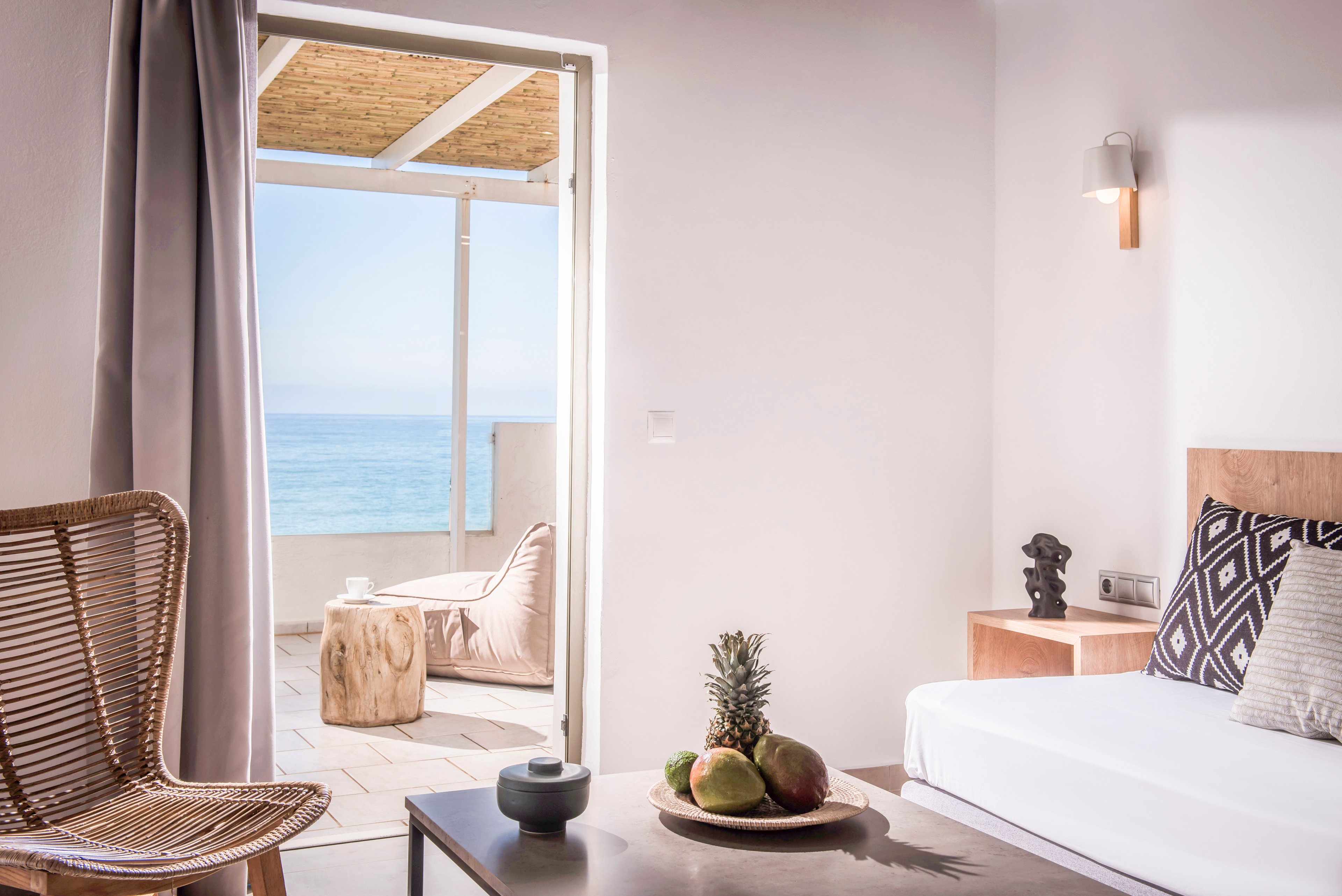 Enorme Maya Beach Hotel