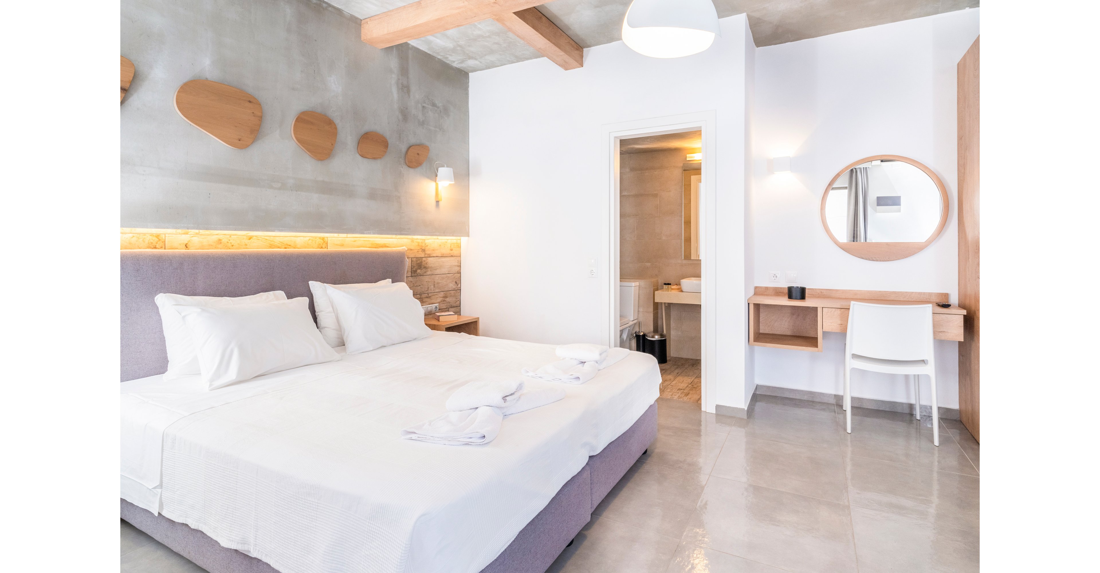 Enorme Maya Beach Hotel