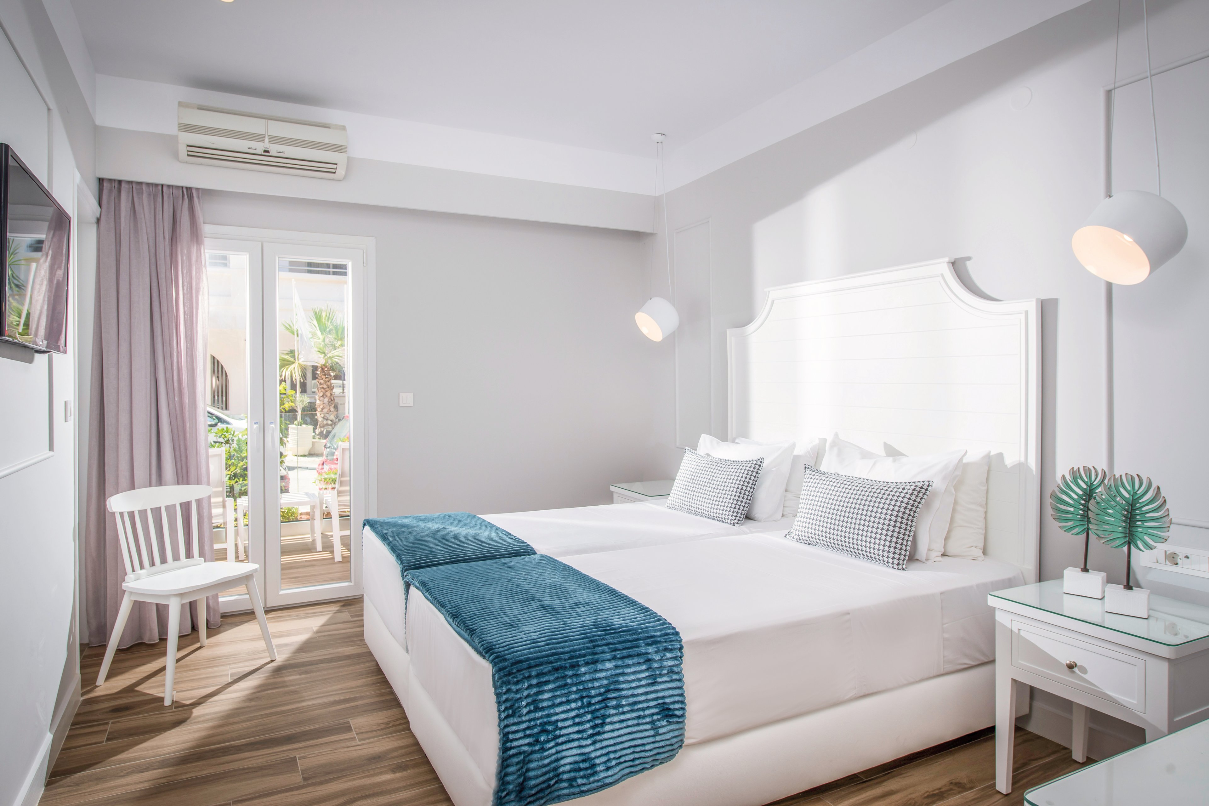 Mari Kristin Beach Hotel