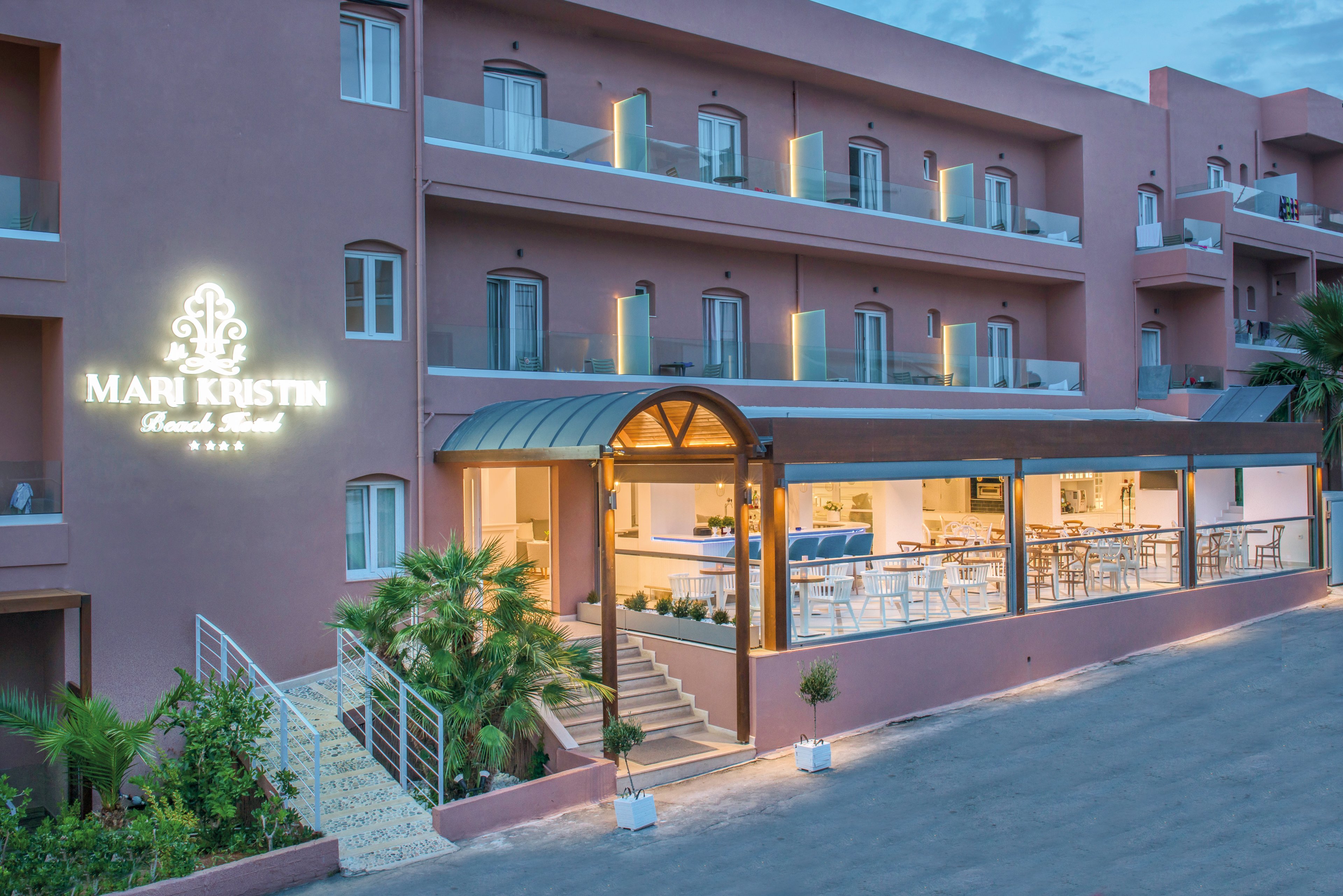 Mari Kristin Beach Hotel