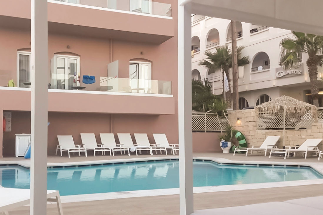 Mari Kristin Beach Hotel