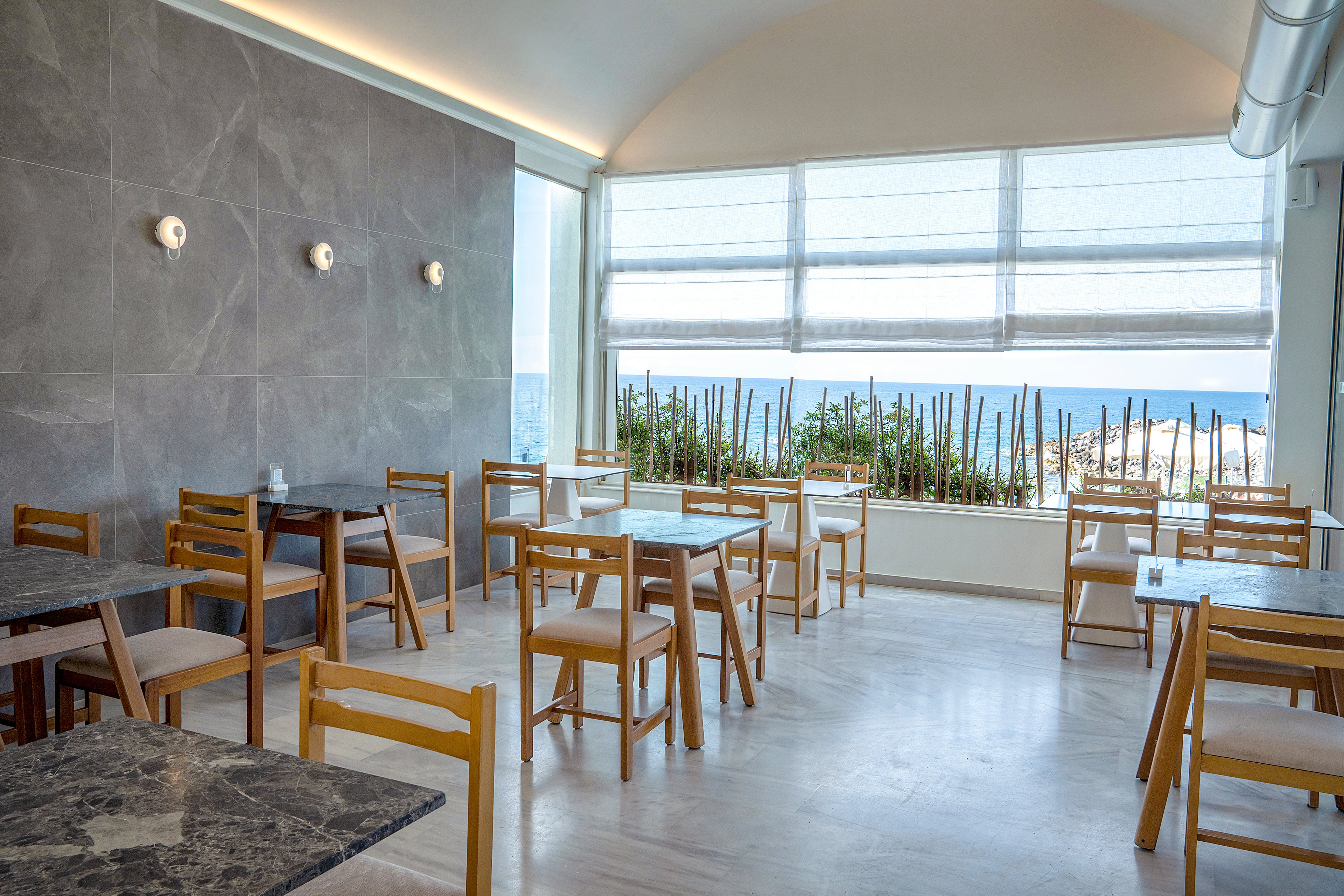 Maritimo Beach Hotel