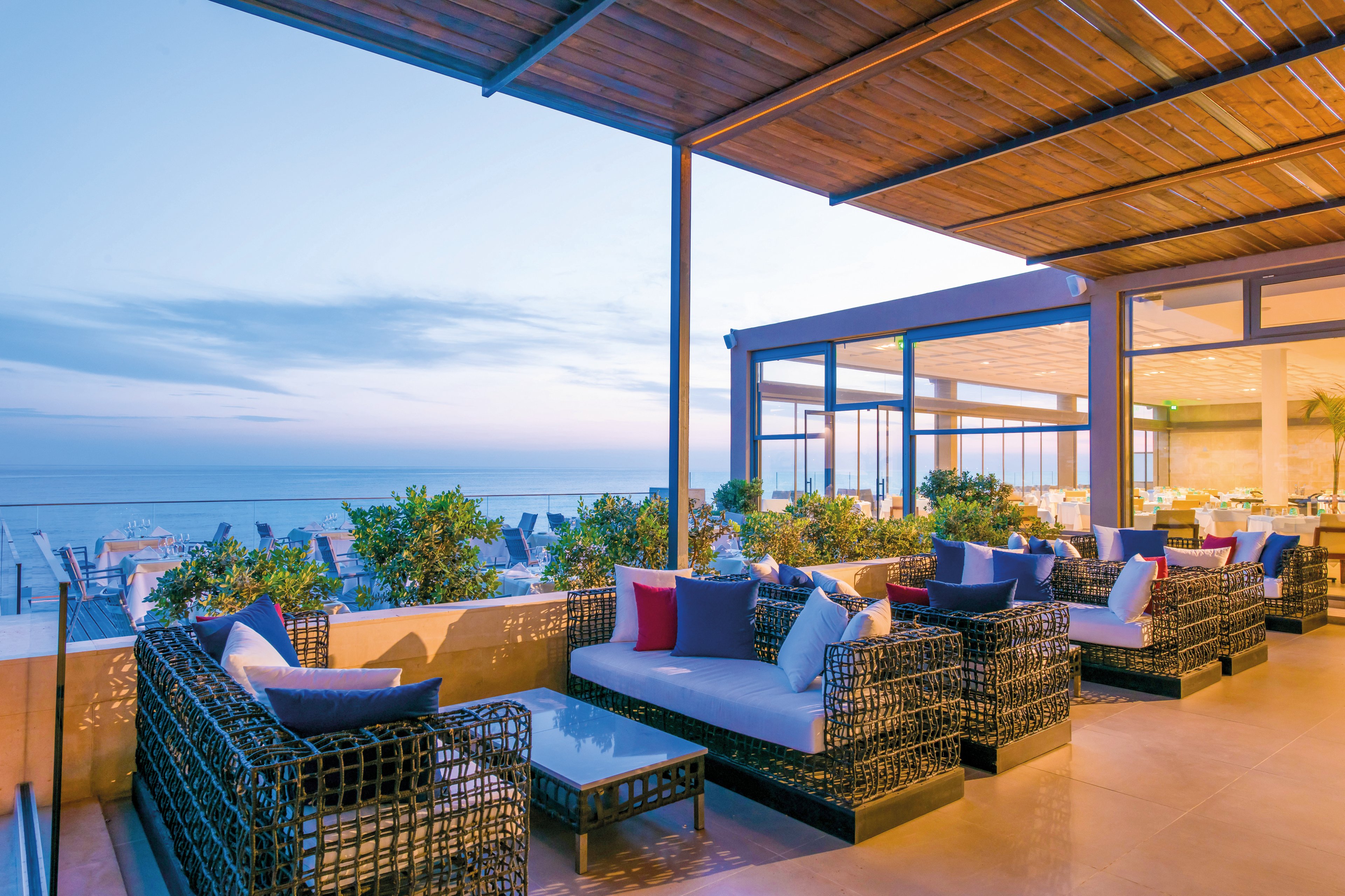 I Resort Beach Hotel & Spa