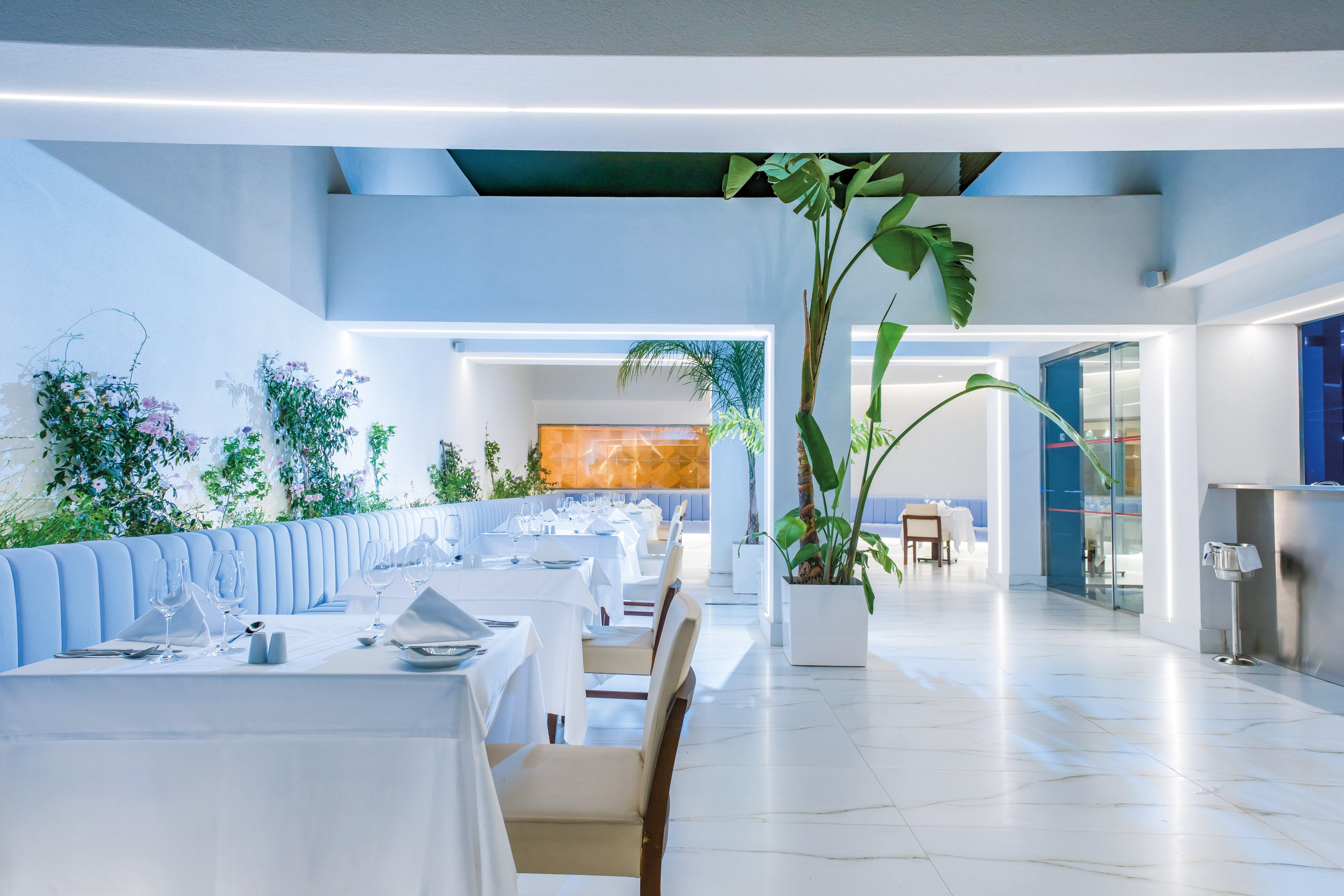 I Resort Beach Hotel & Spa