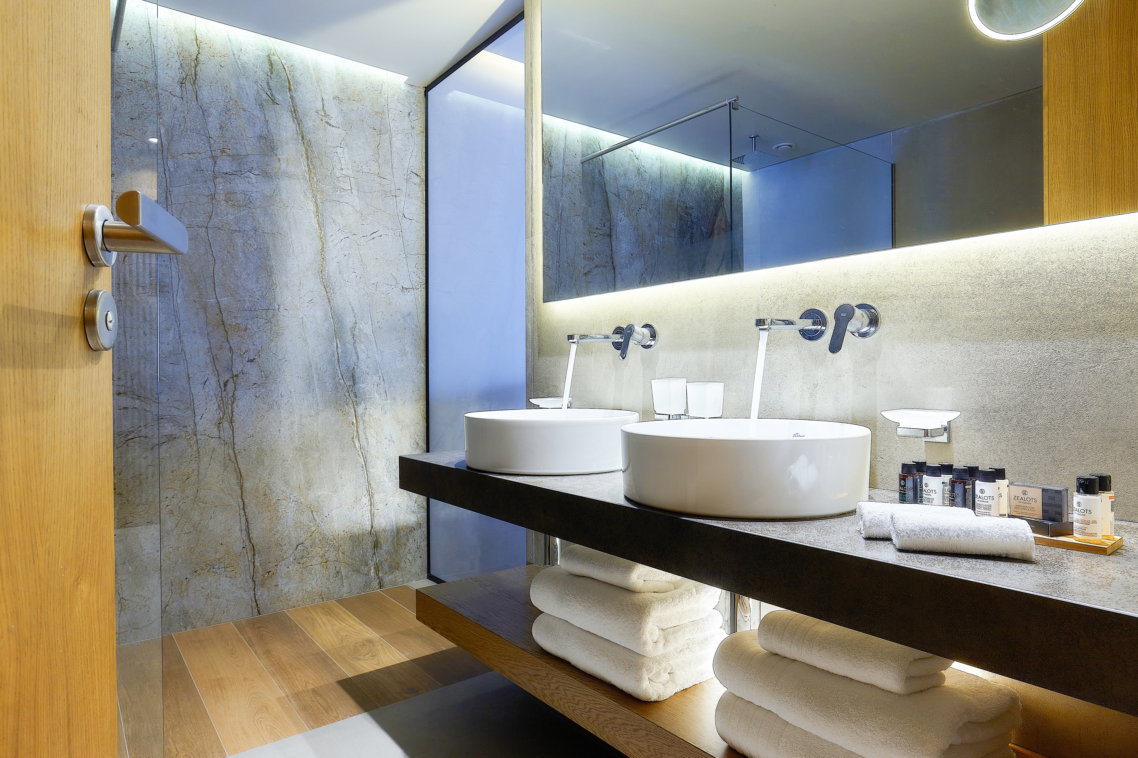 Castello Infinity Suites