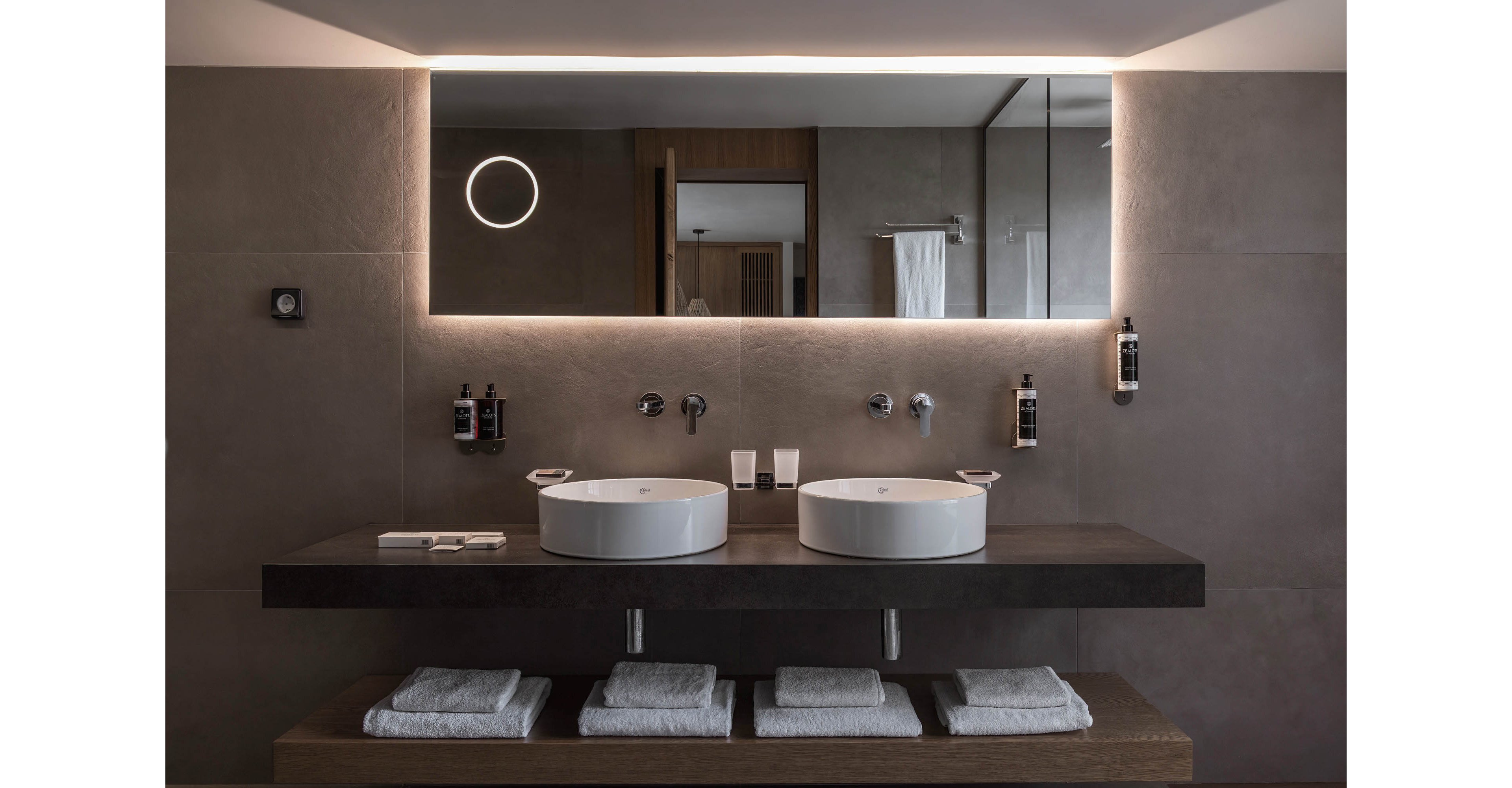 Castello Infinity Suites