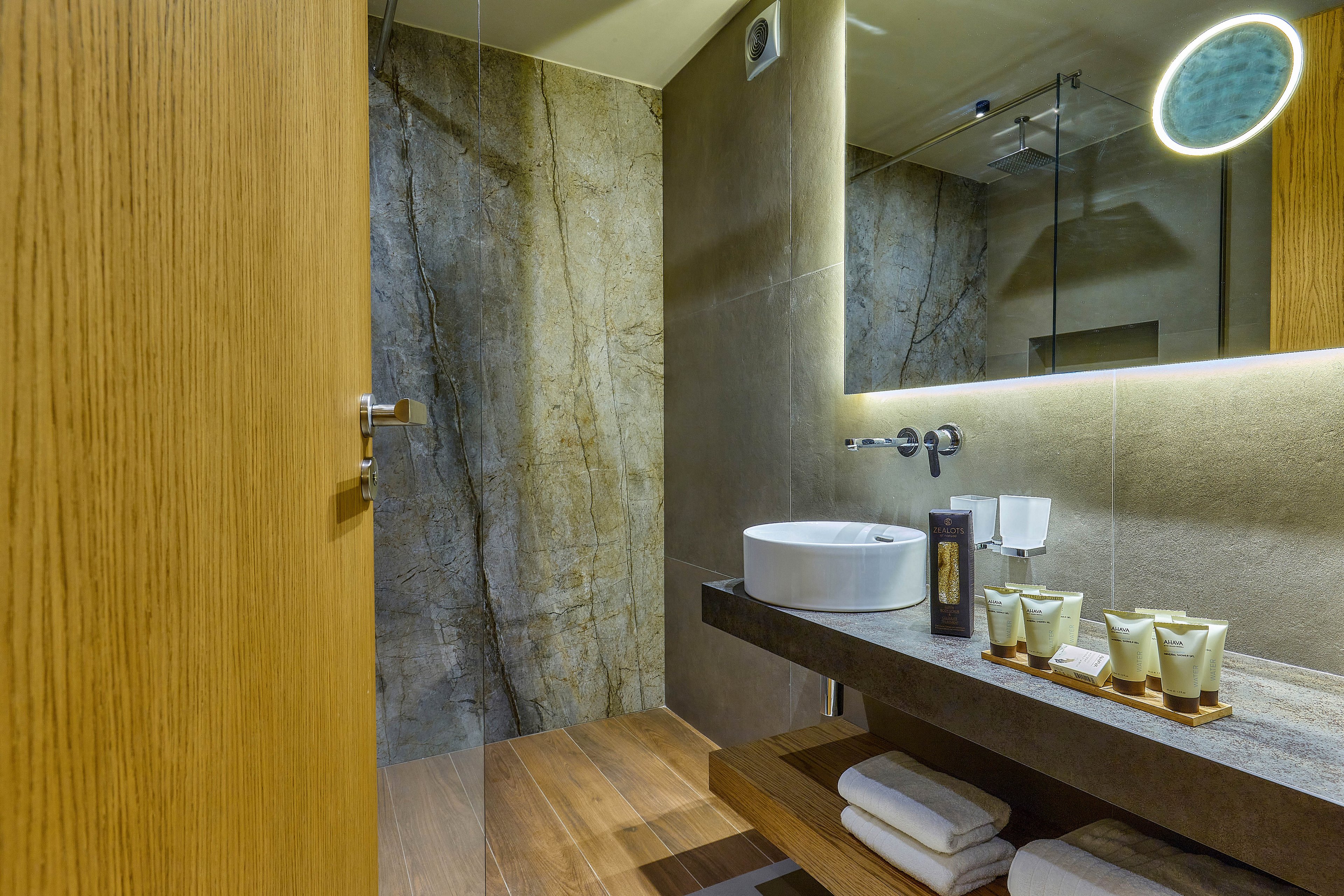 Castello Infinity Suites