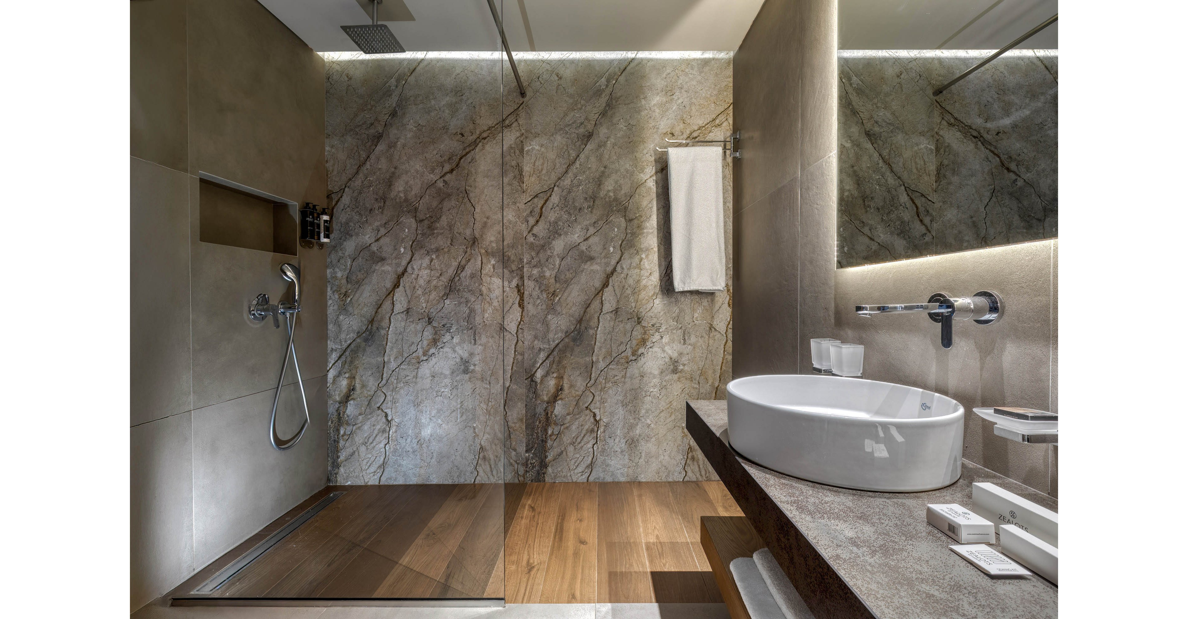 Castello Infinity Suites