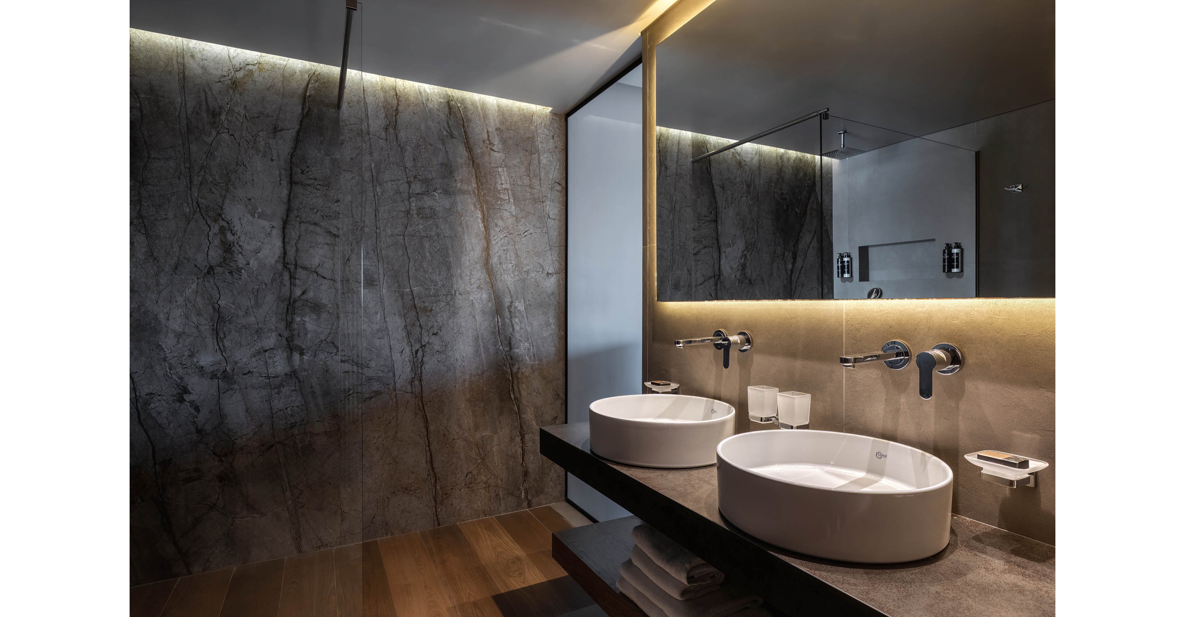 Castello Infinity Suites