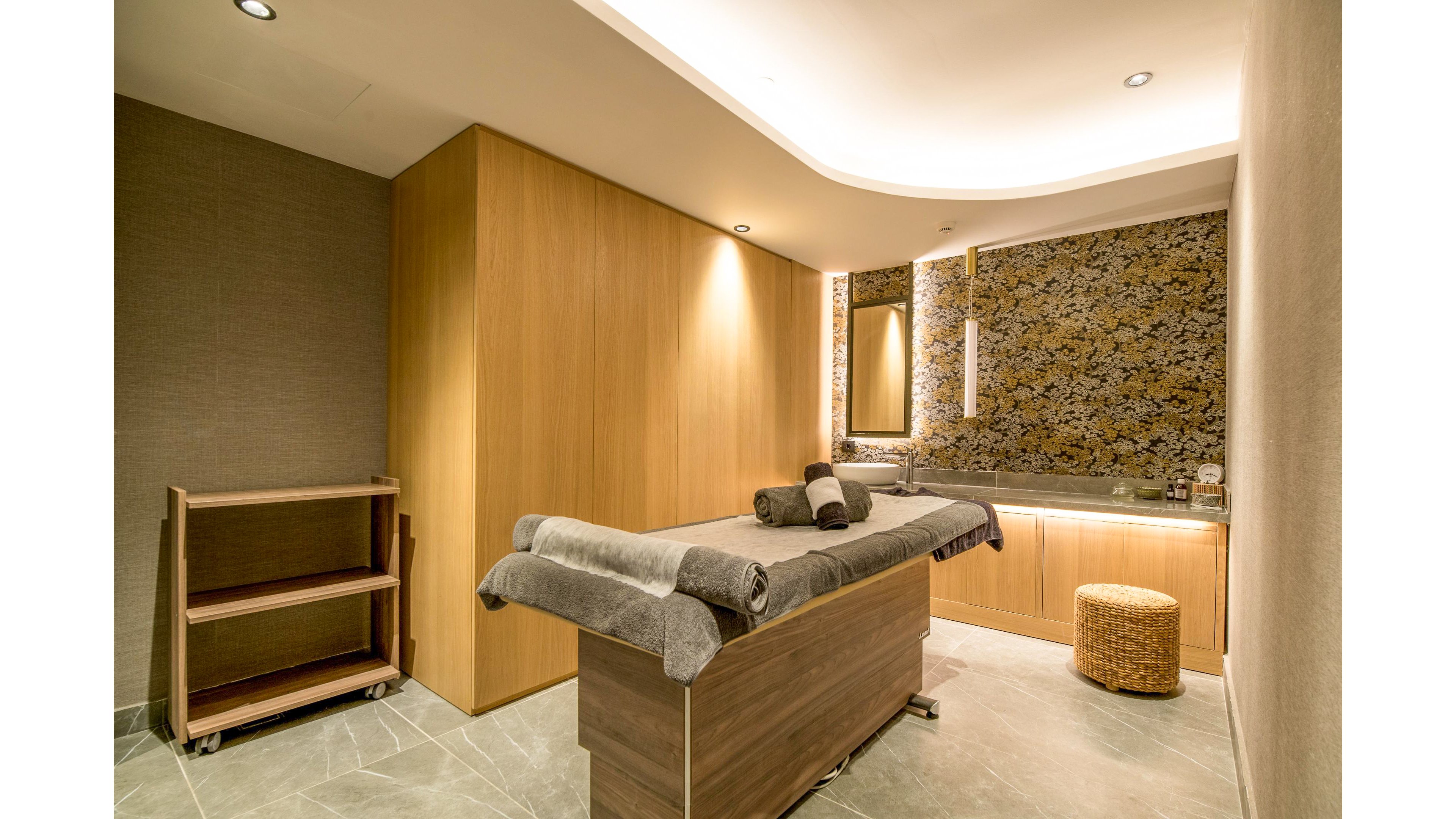 Senseana Sea Side Resort & Aquadventure