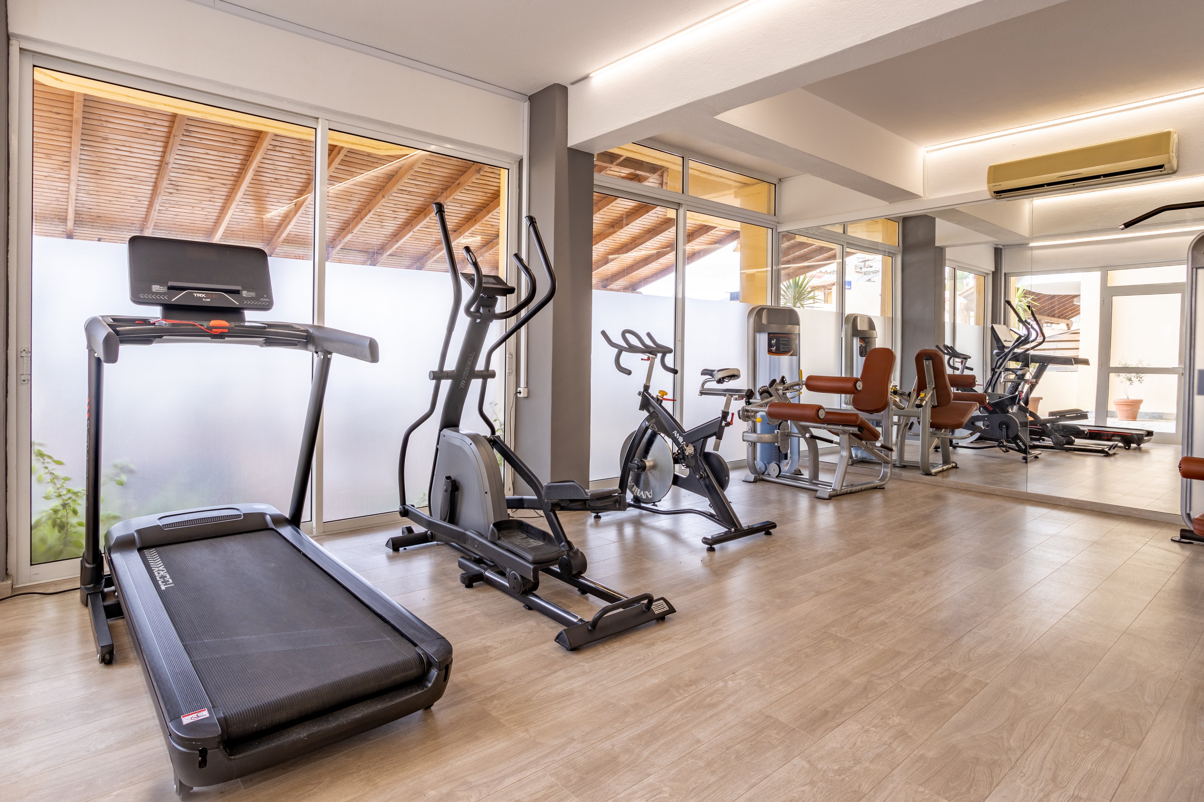 Alexander House Hotel