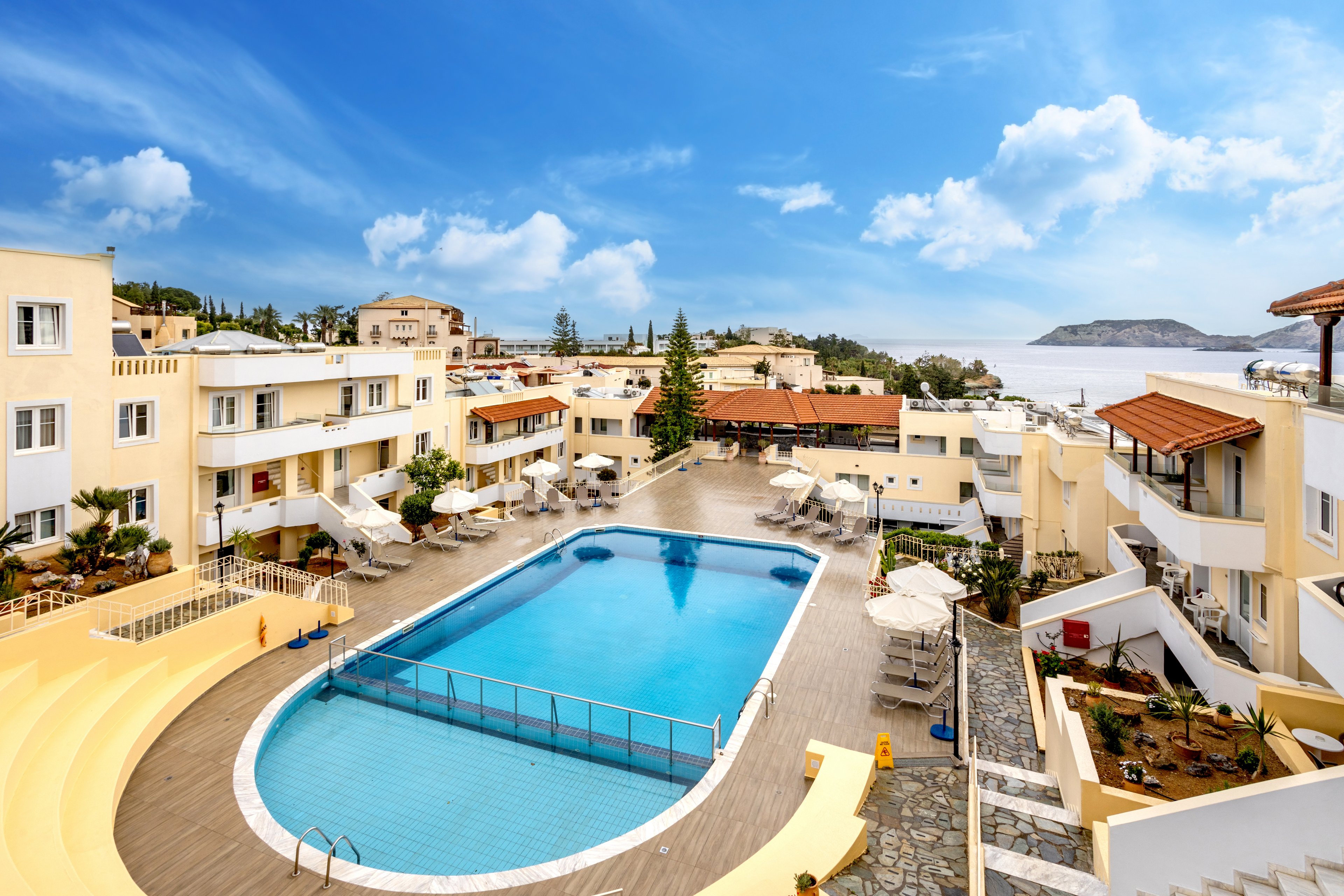 Alexander House Hotel