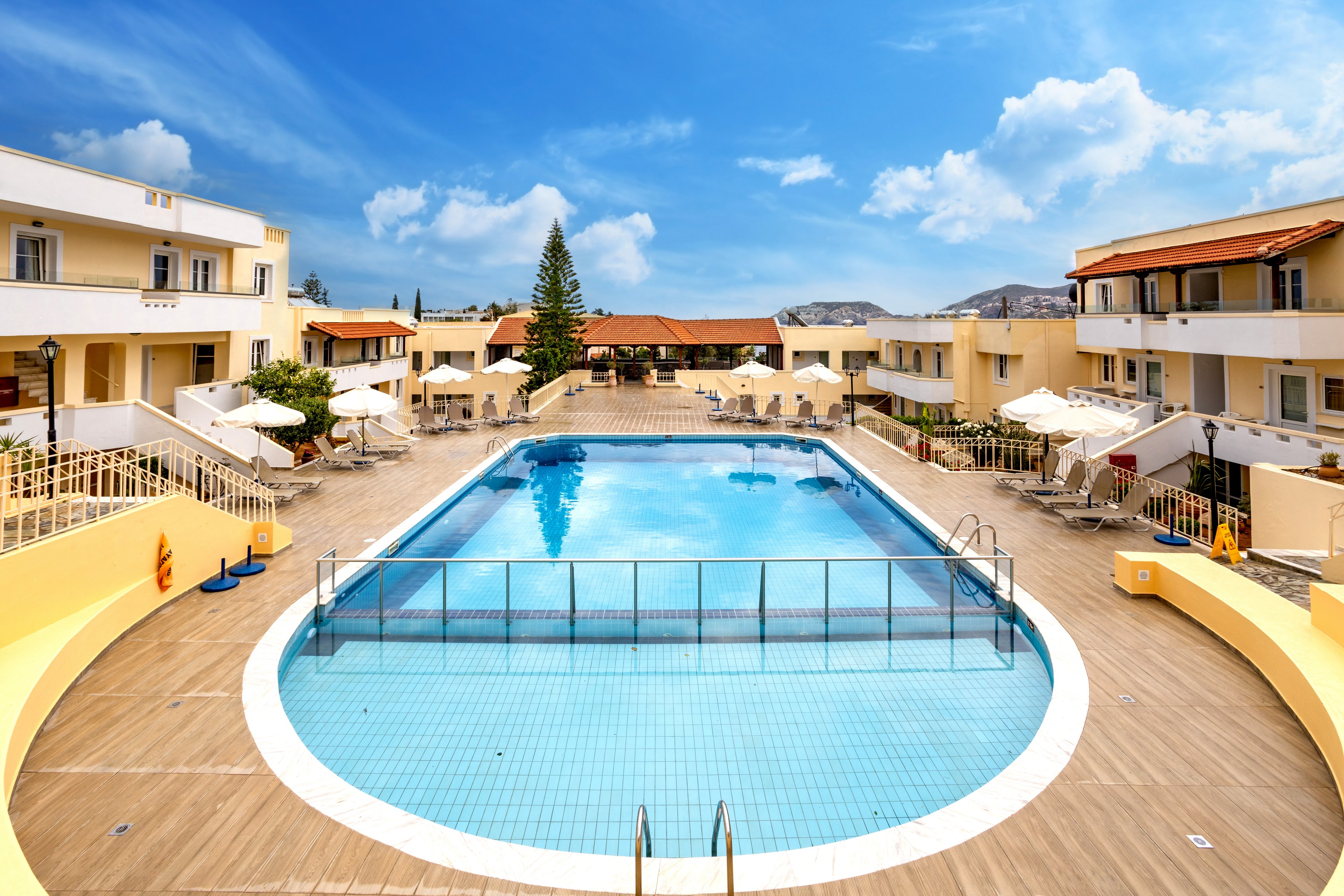 Alexander House Hotel