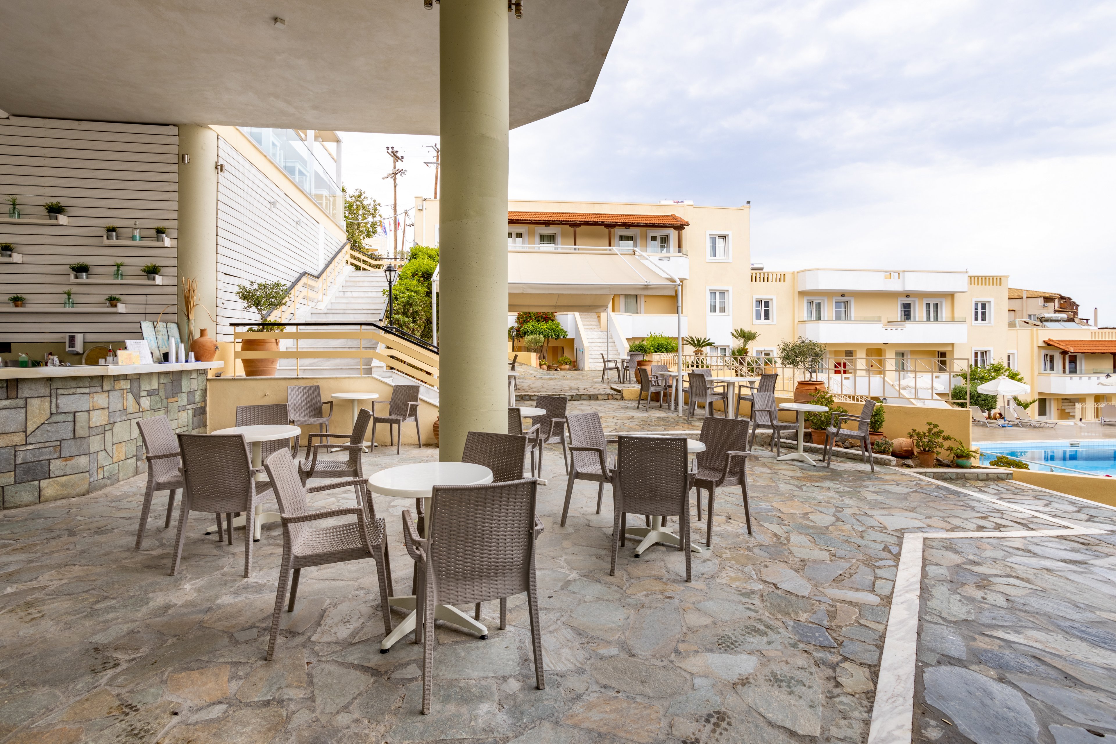 Alexander House Hotel