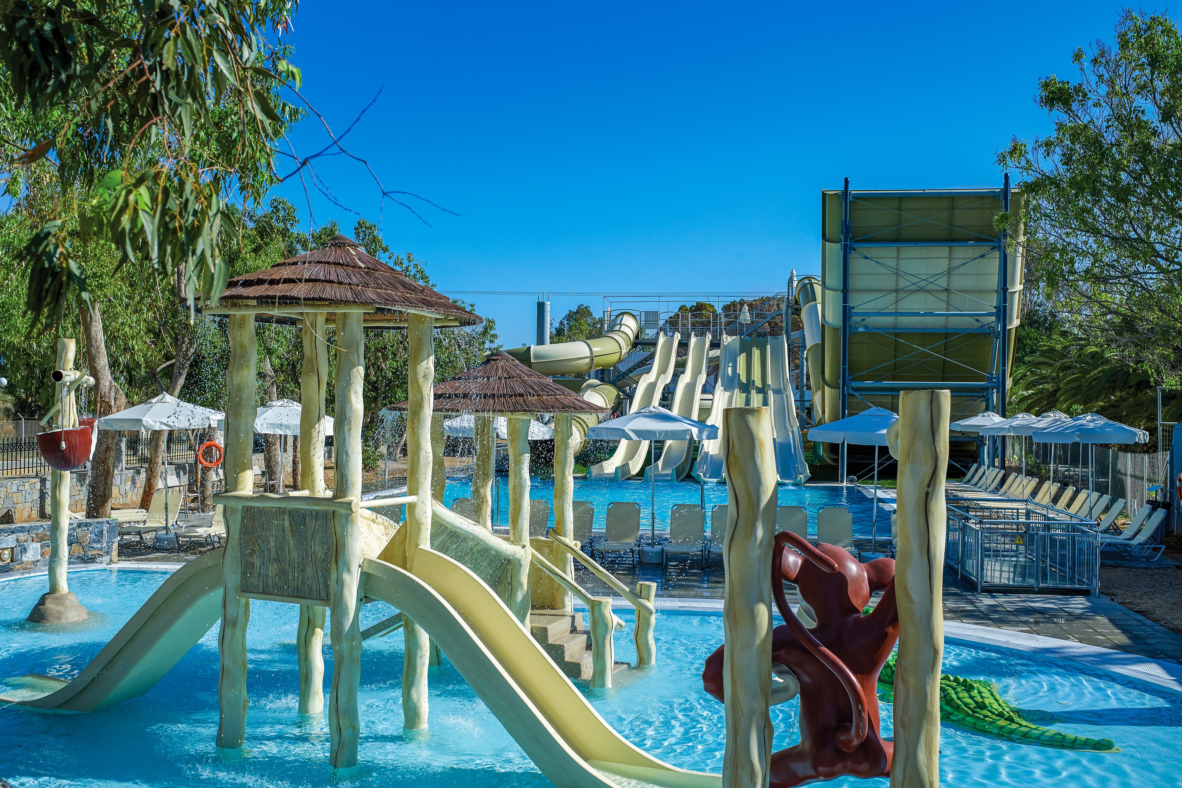 Atlantica Akti Zeus Hotel