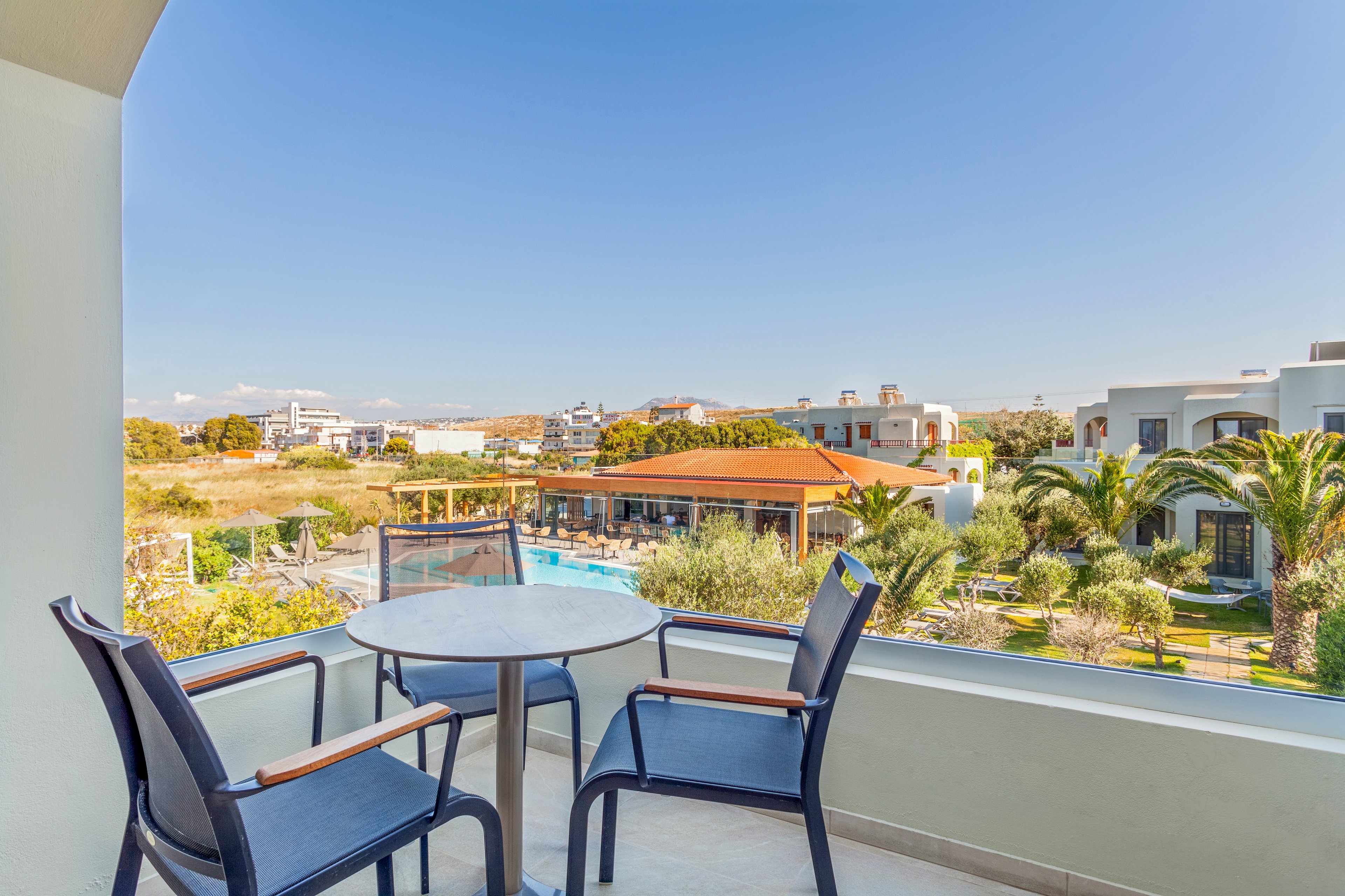 Malena Hotel & Suites