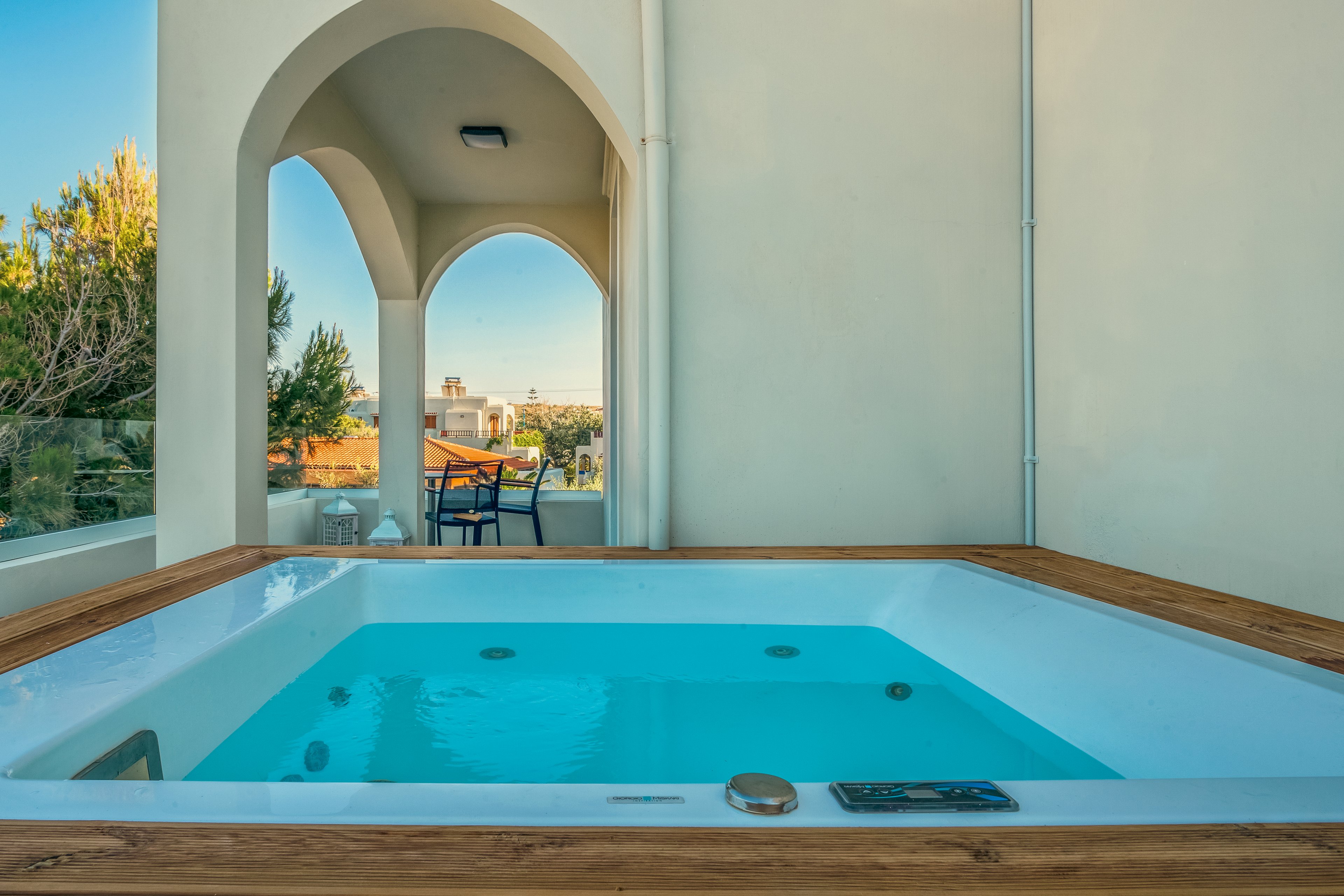 Malena Hotel & Suites