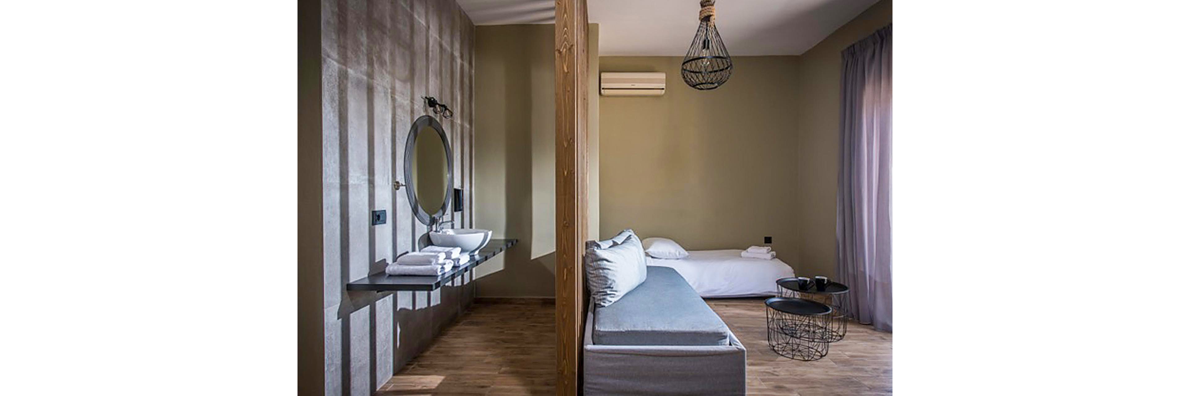 Petousis Hotel & Suites