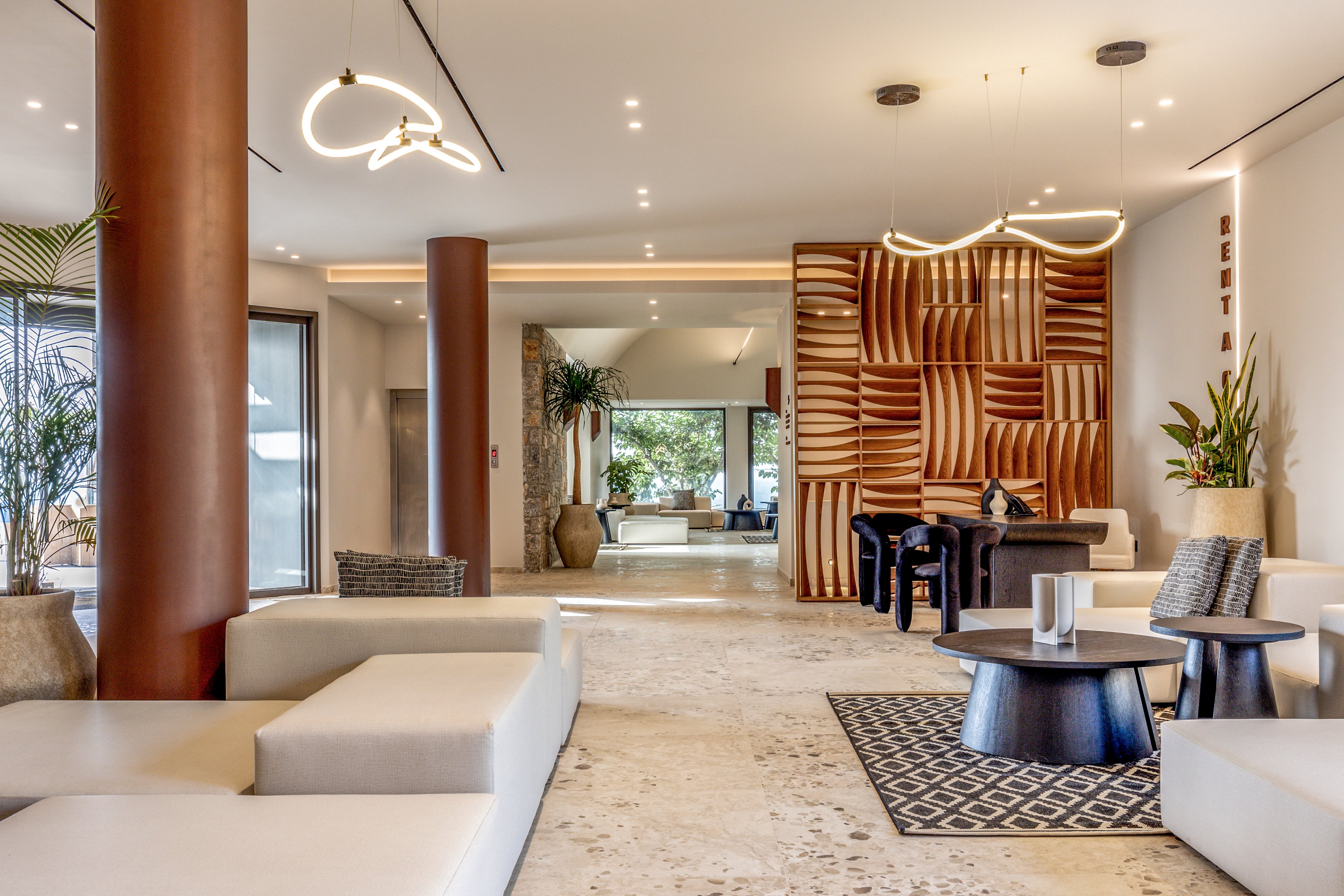 Elios Hill Sun Kissed Happiness