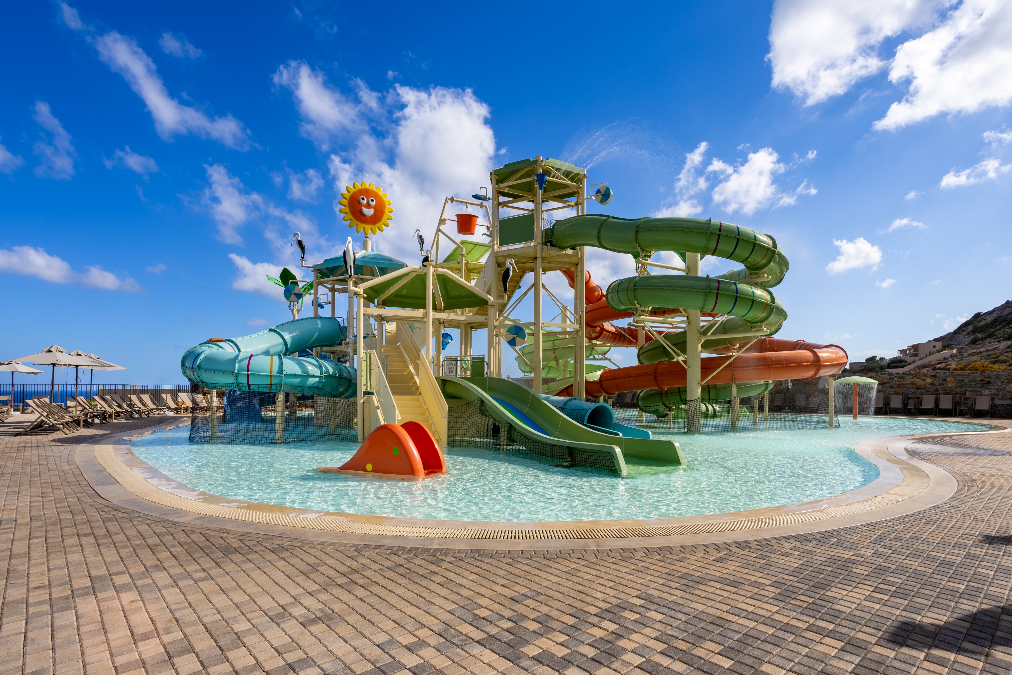 Elios Hill Sun Kissed Happiness