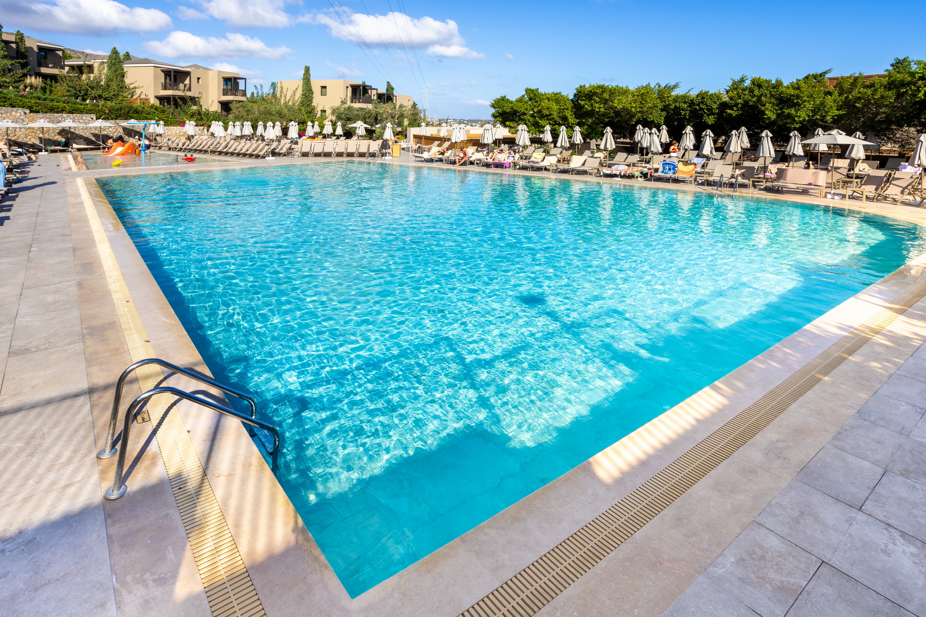 Elios Hill Sun Kissed Happiness