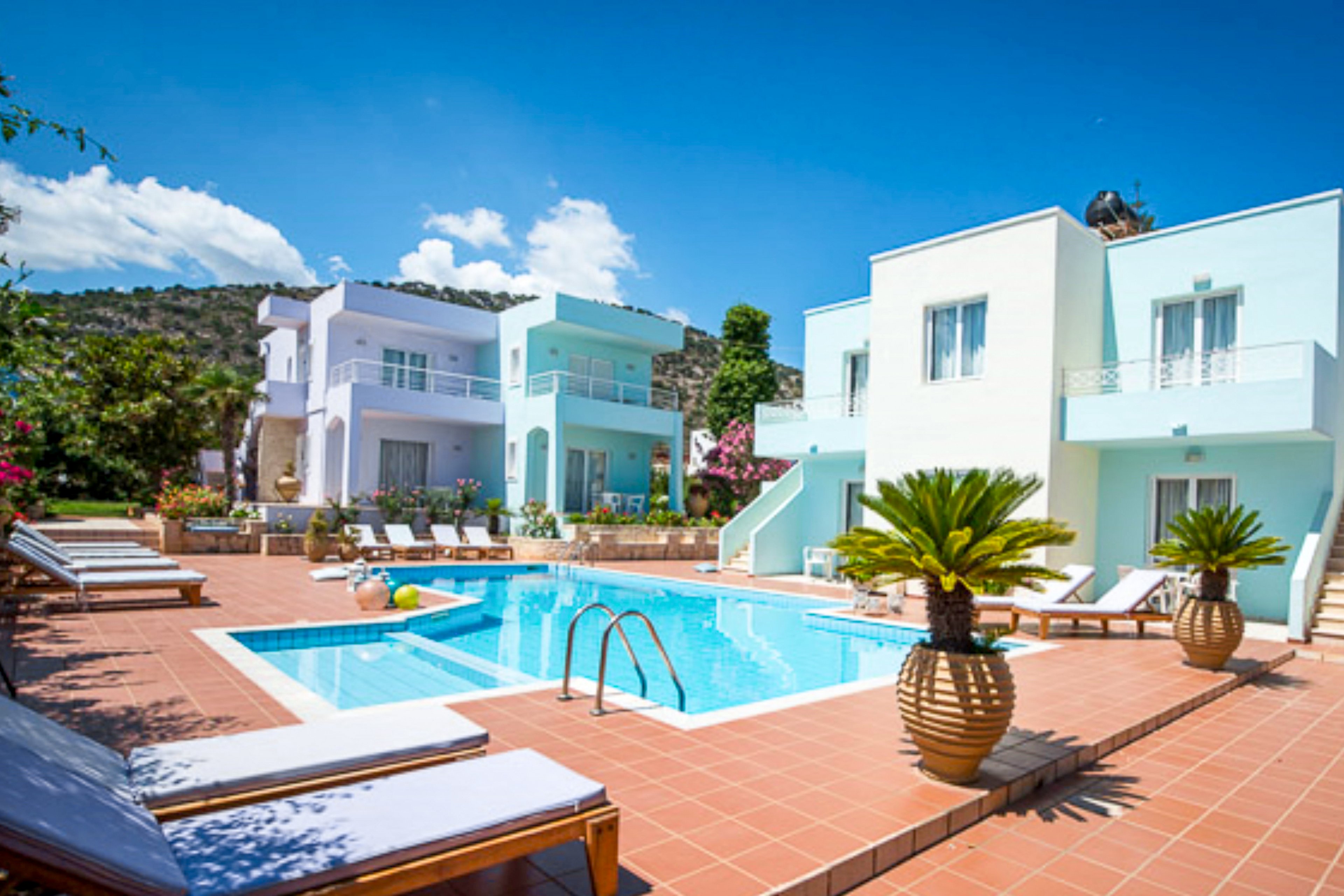 W Suites & Apartments