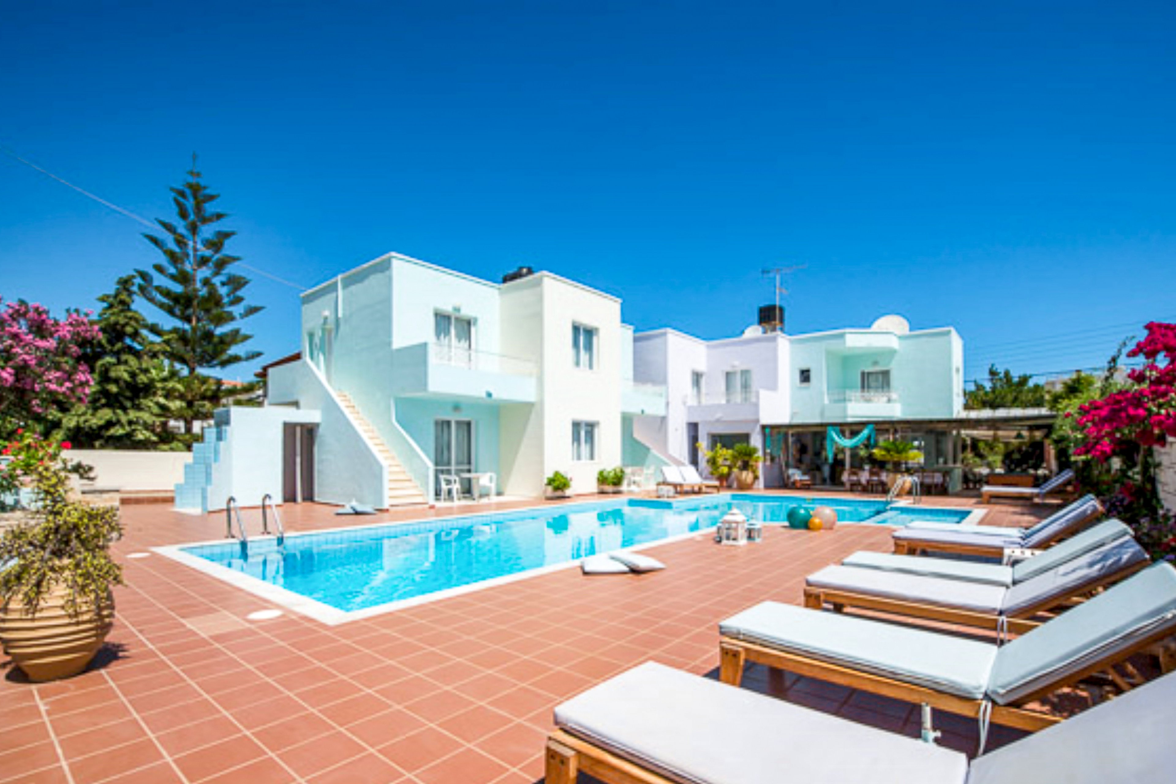 W Suites & Apartments