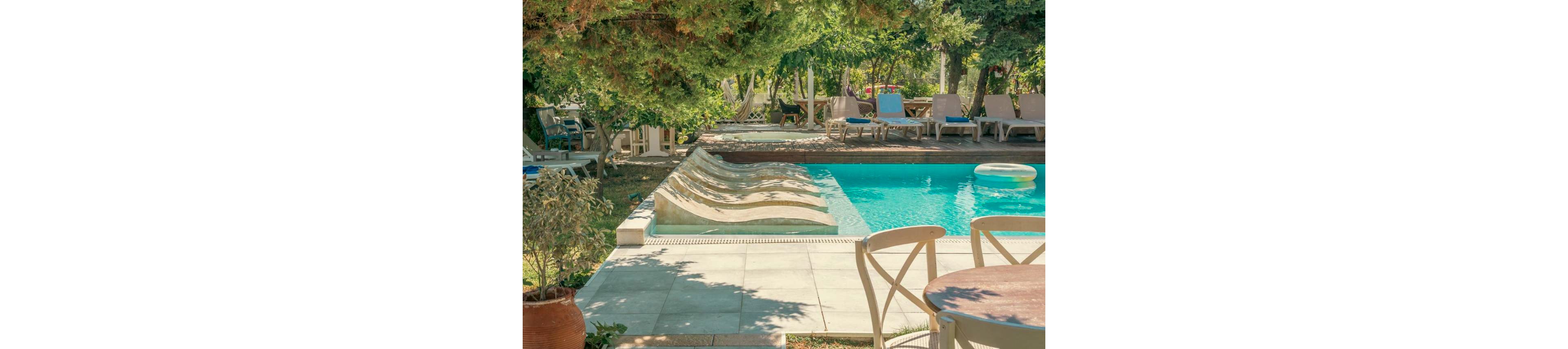 Georgia's Garden Hotel