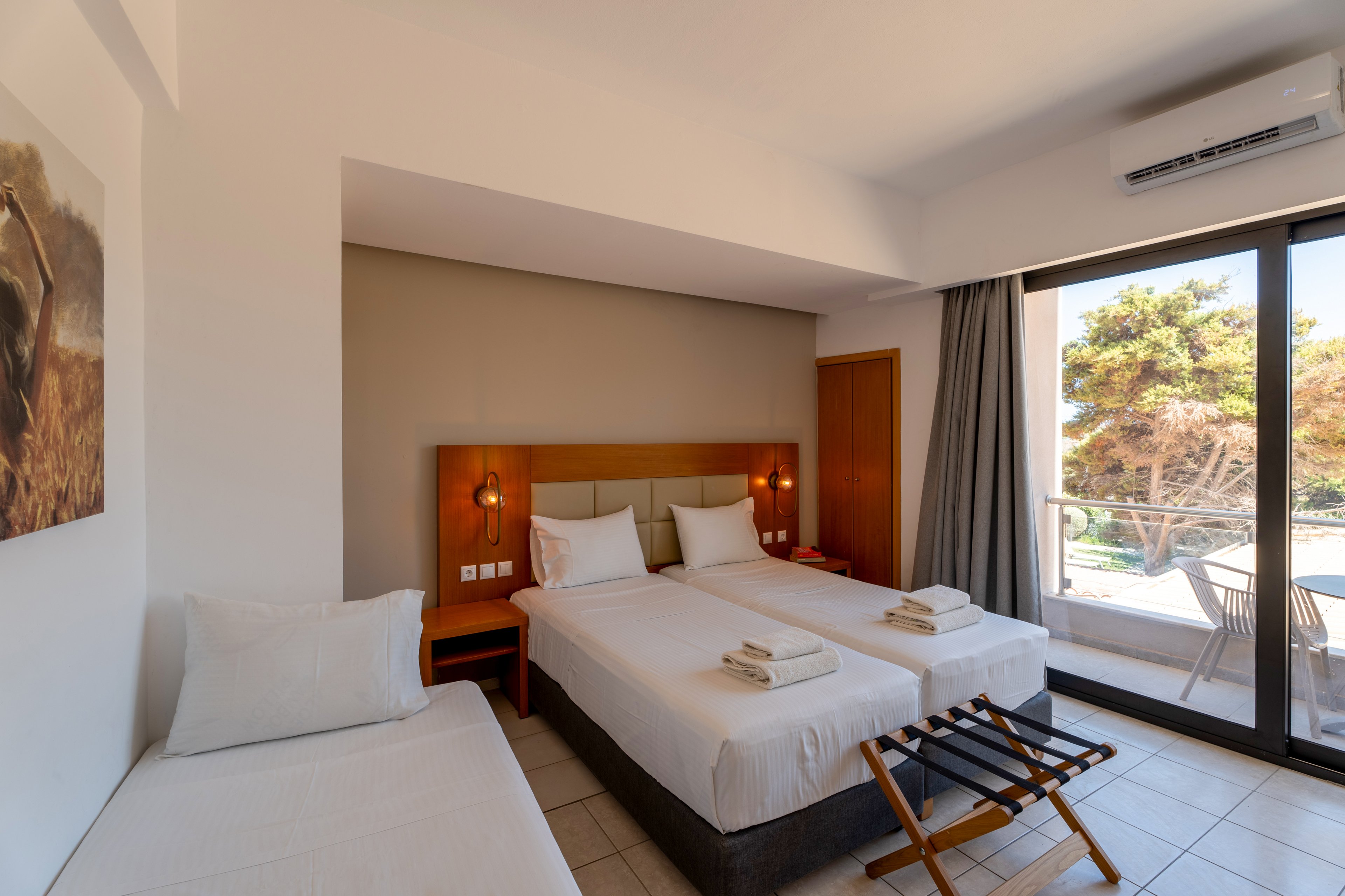 Georgia's Garden Hotel