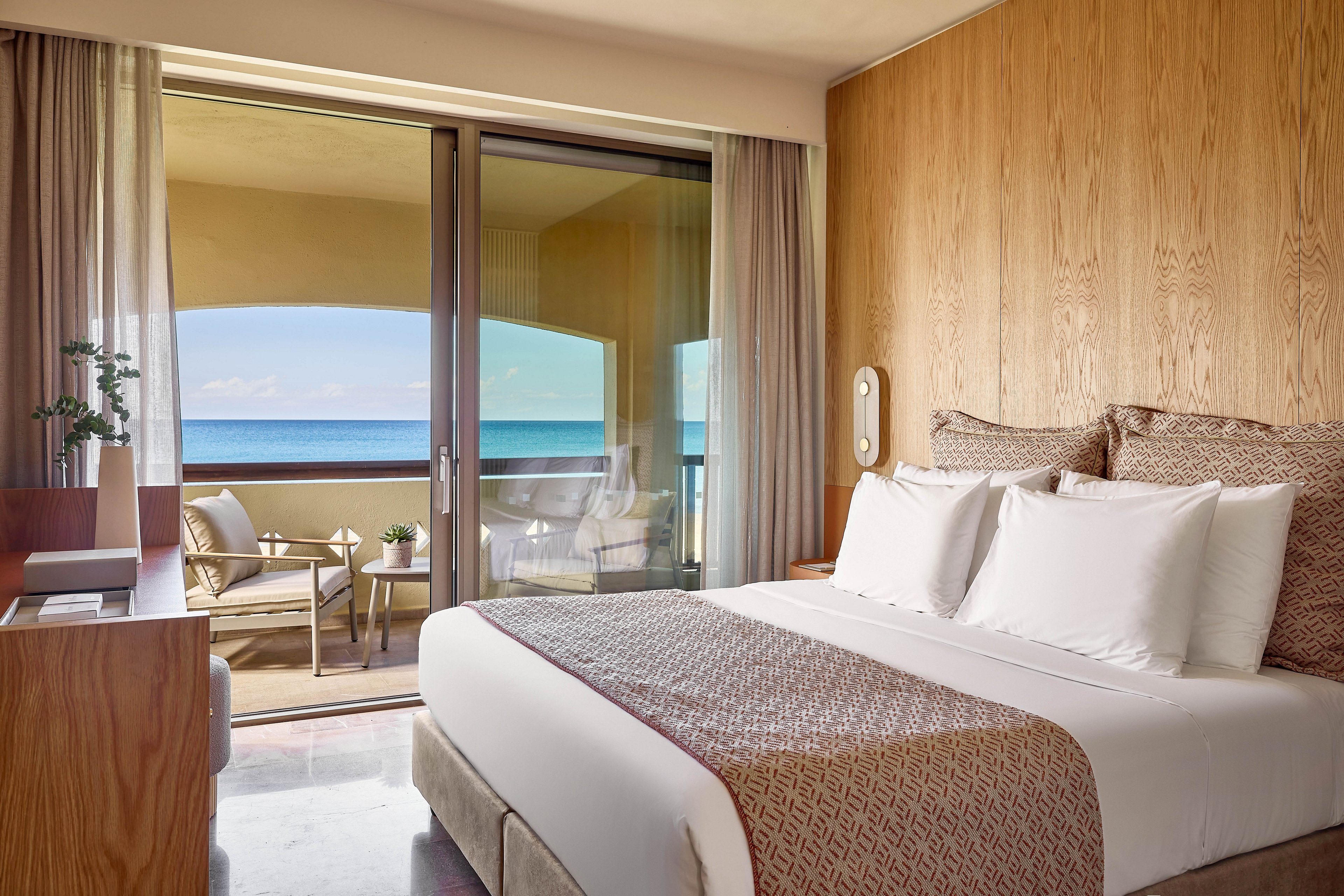 Aquila Rithymna Beach