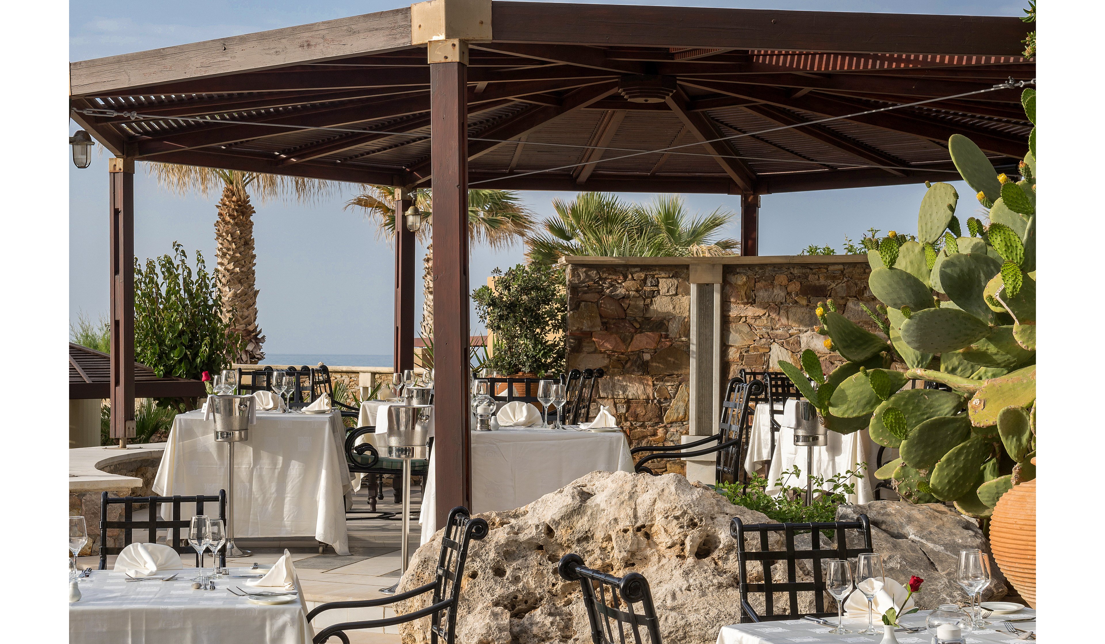 Aquila Rithymna Beach