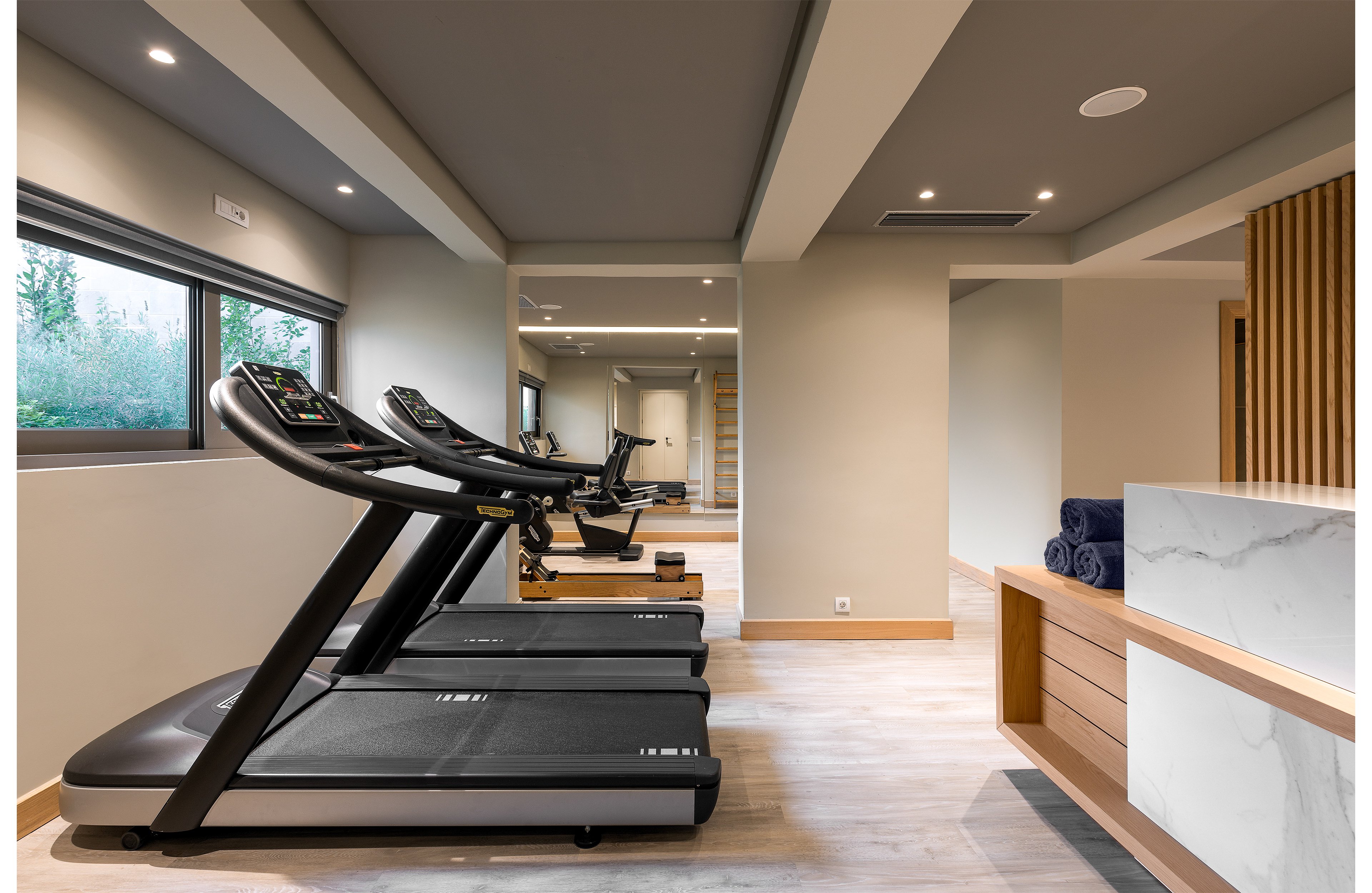 Ikones Seafront Luxury Suites