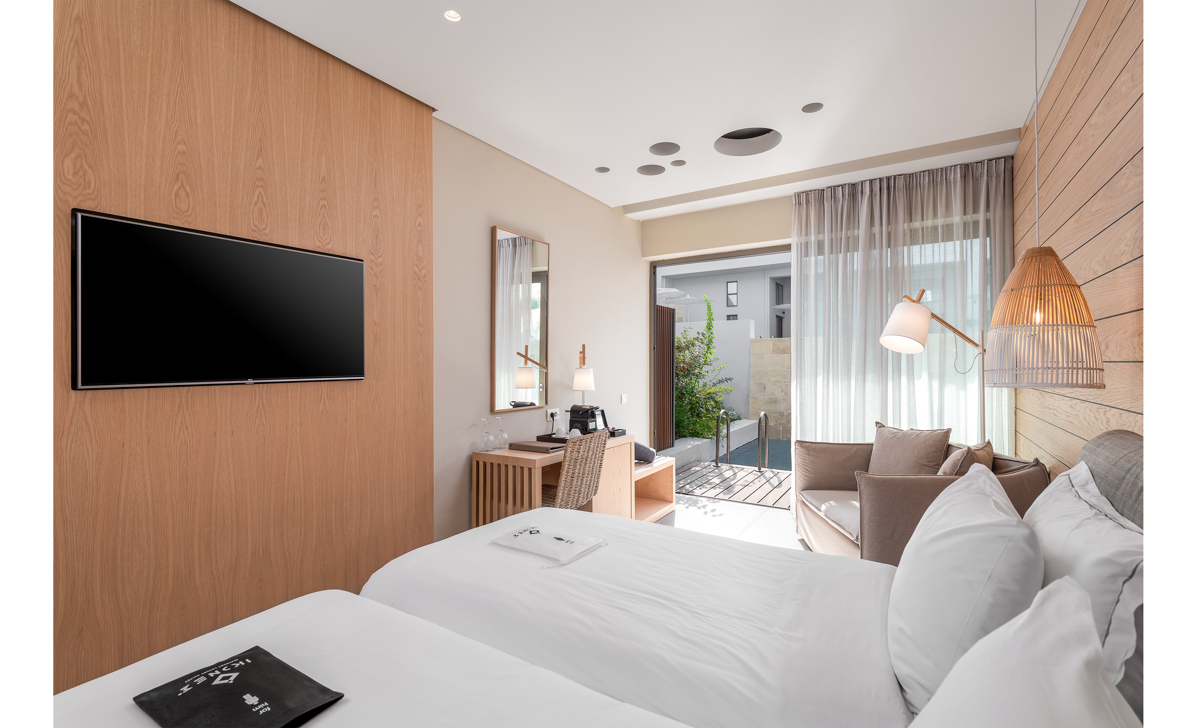 Ikones Seafront Luxury Suites