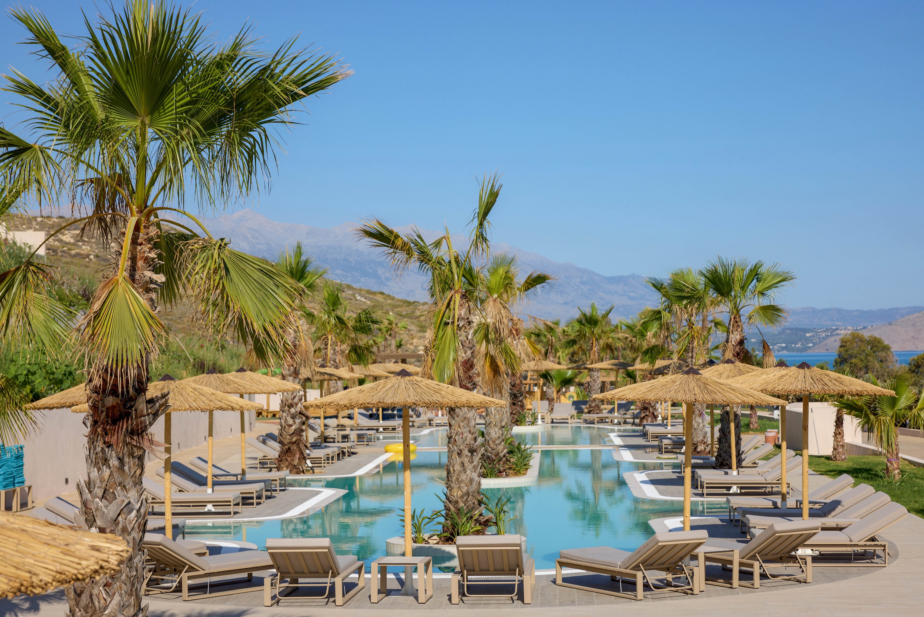 Oros Luxury Beach Resort